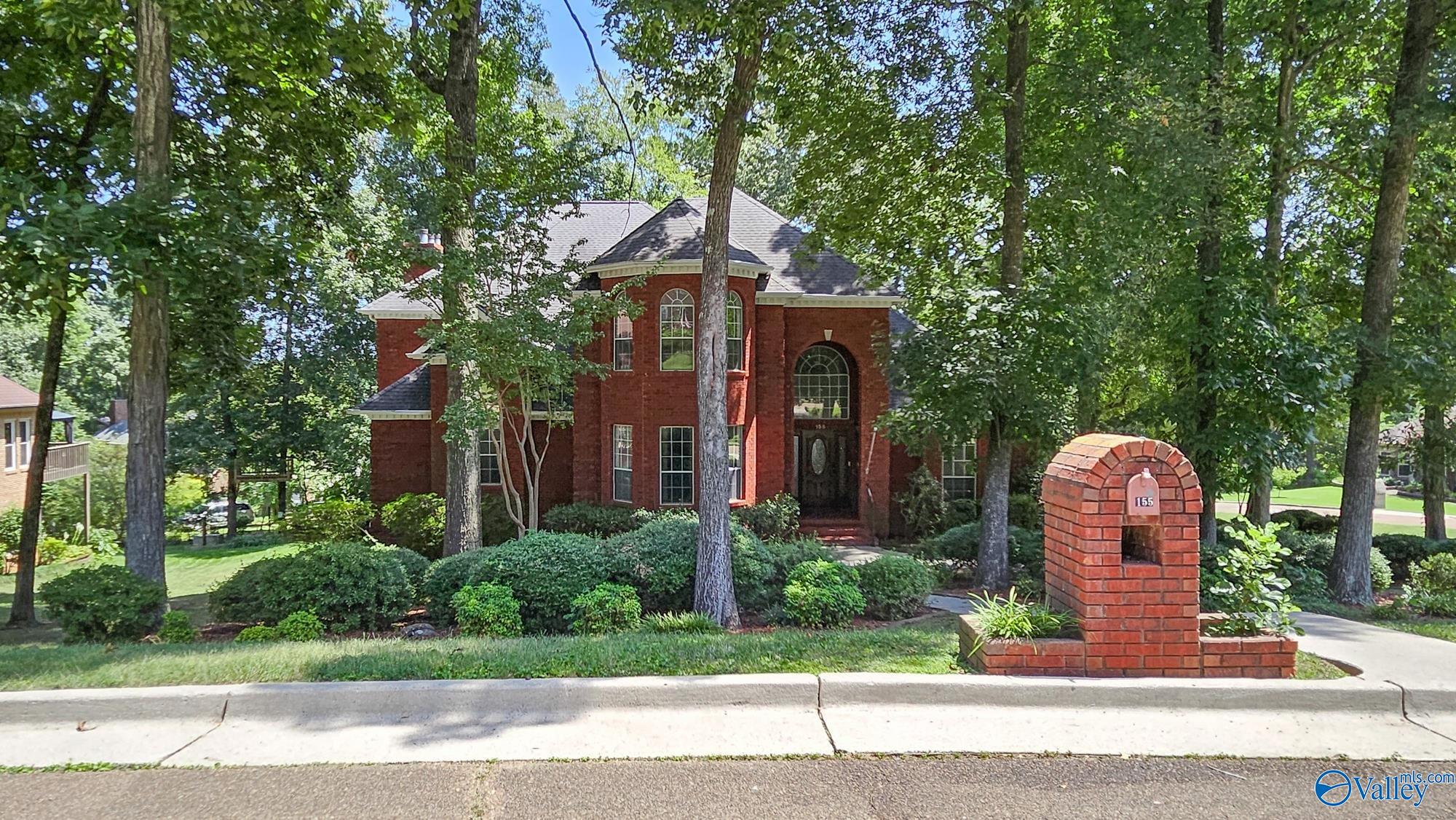 155 Heritage Lane