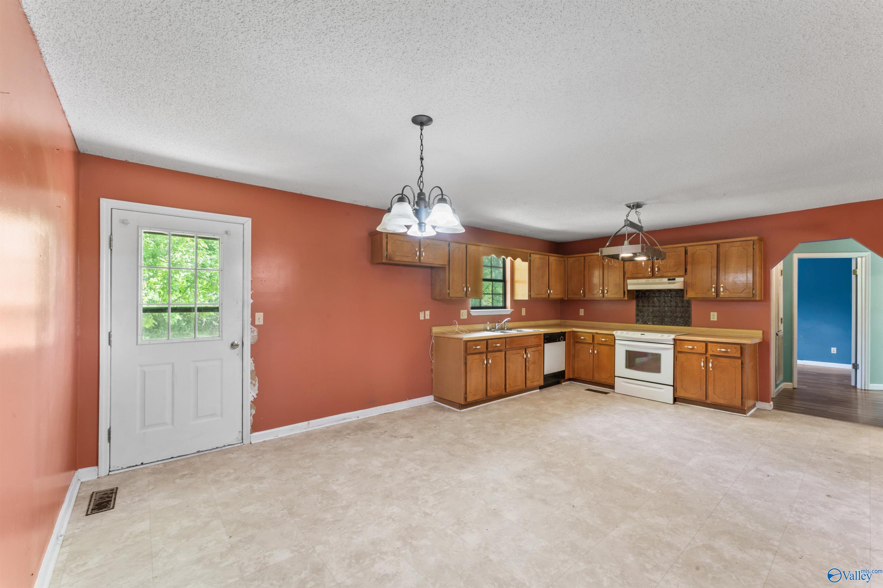 700 Fairview Road, Cullman, Alabama image 17