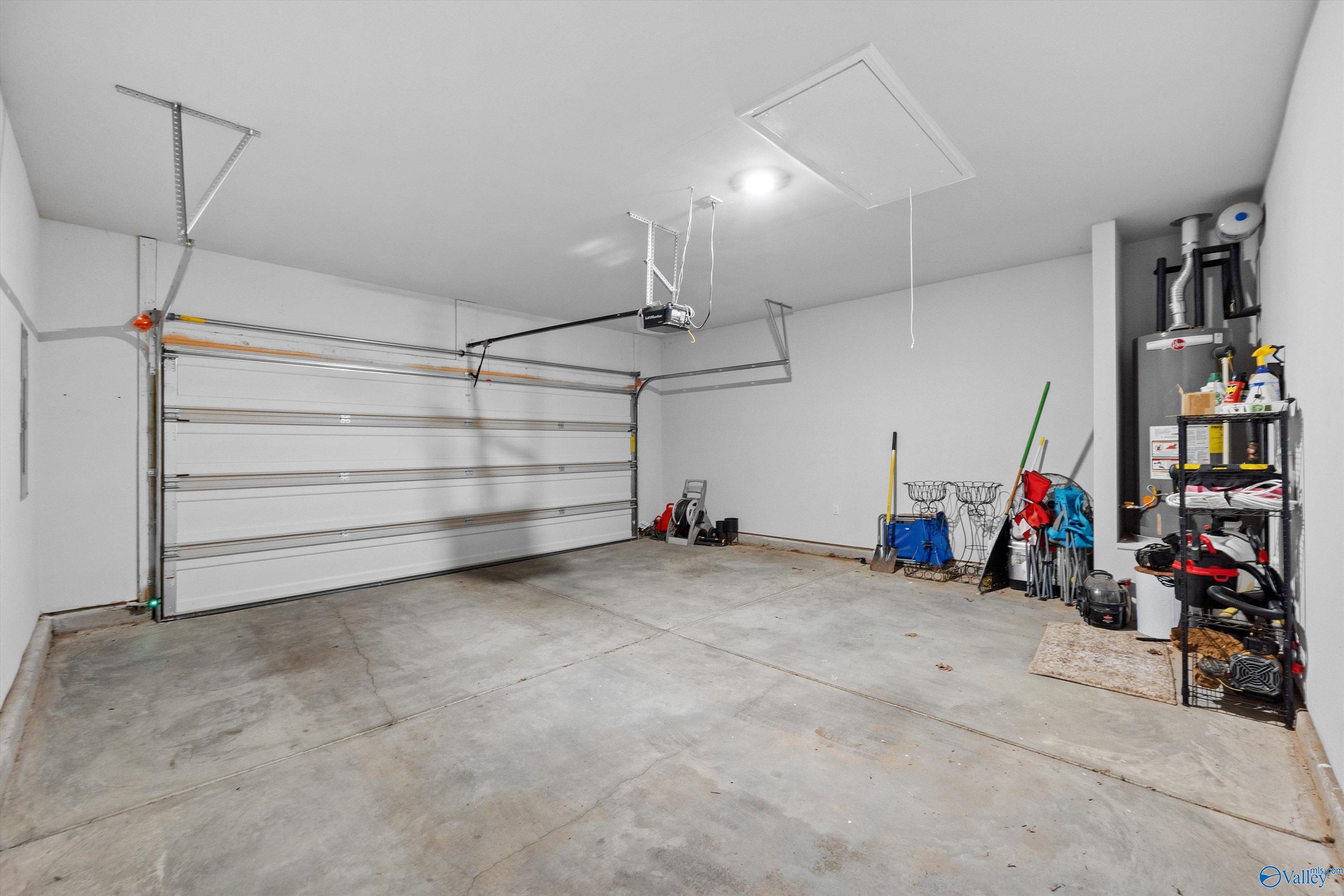 25066 Delilah Circle, Athens, Alabama image 30