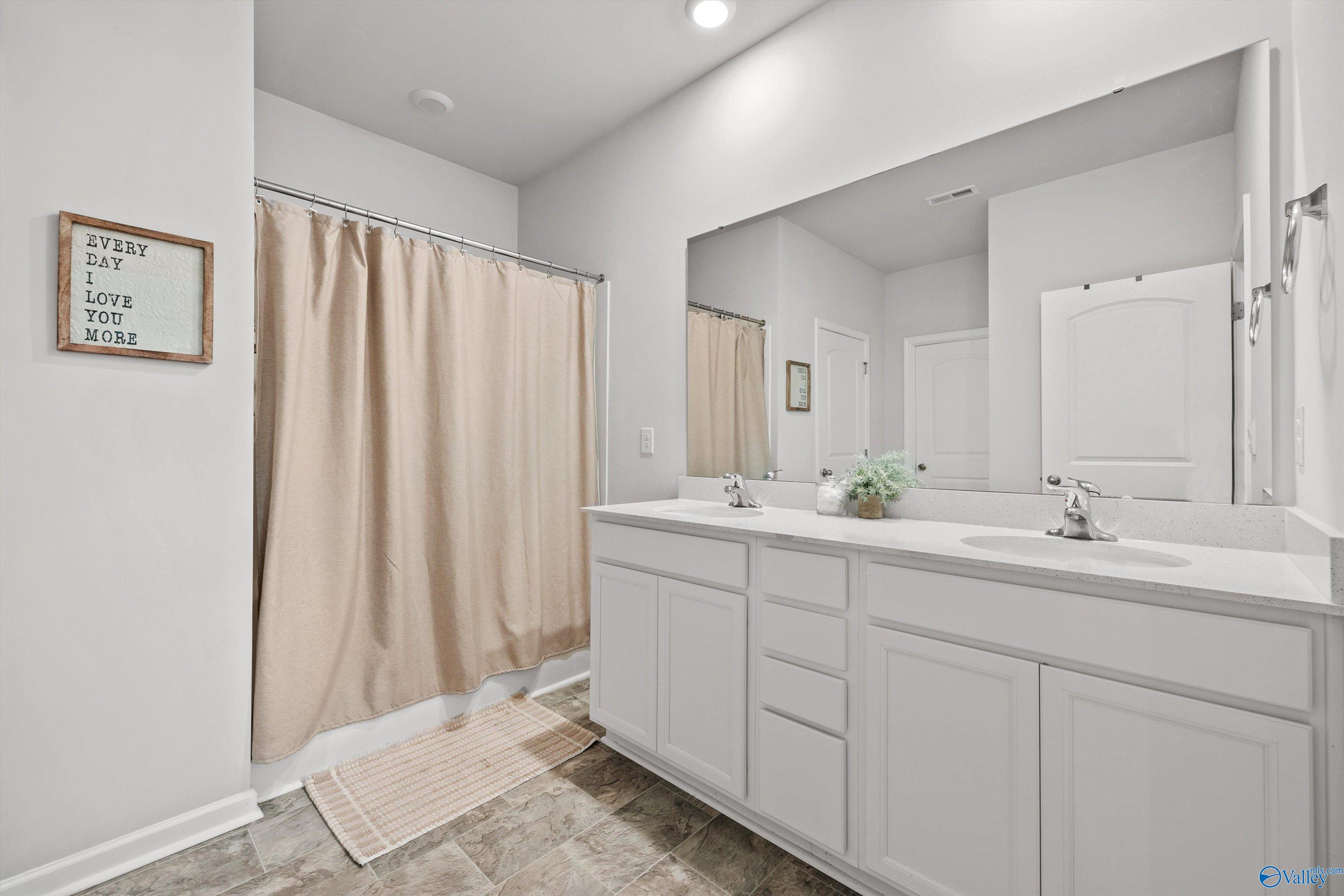 25066 Delilah Circle, Athens, Alabama image 19