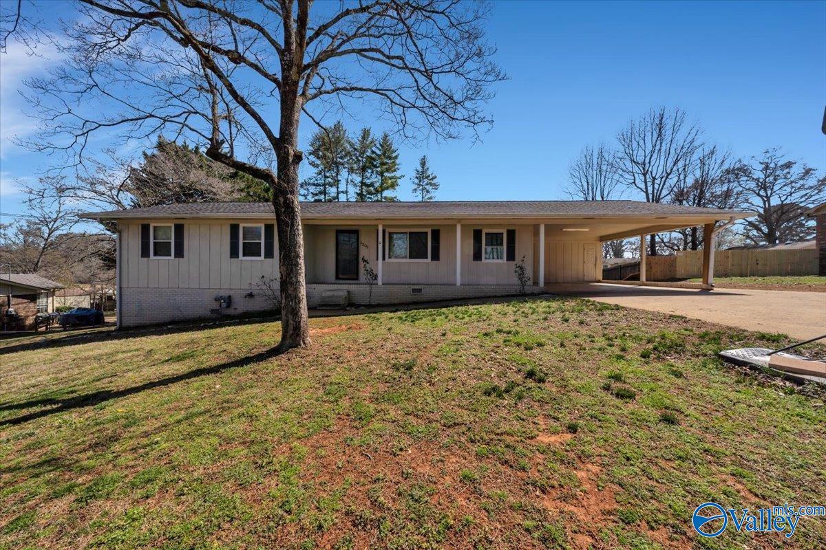 Scottsboro, Alabama 35769, United States, 3 Bedrooms Bedrooms, ,2 BathroomsBathrooms,Residential,Active,37171