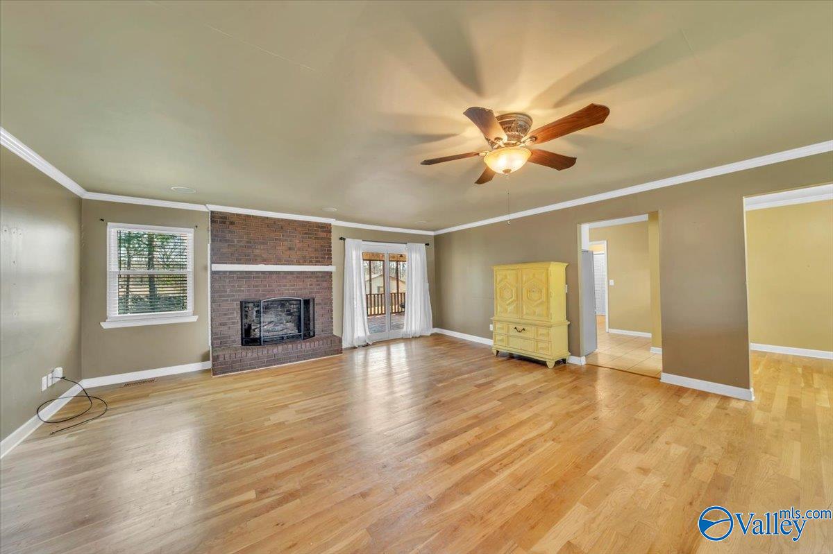 Scottsboro, Alabama 35769, United States, 3 Bedrooms Bedrooms, ,2 BathroomsBathrooms,Residential,Active,37171