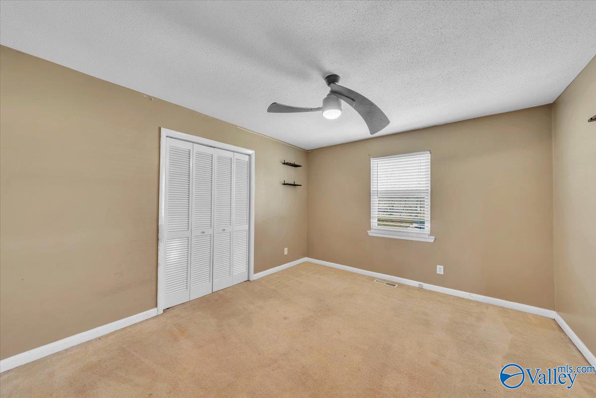 Scottsboro, Alabama 35769, United States, 3 Bedrooms Bedrooms, ,2 BathroomsBathrooms,Residential,Active,37171