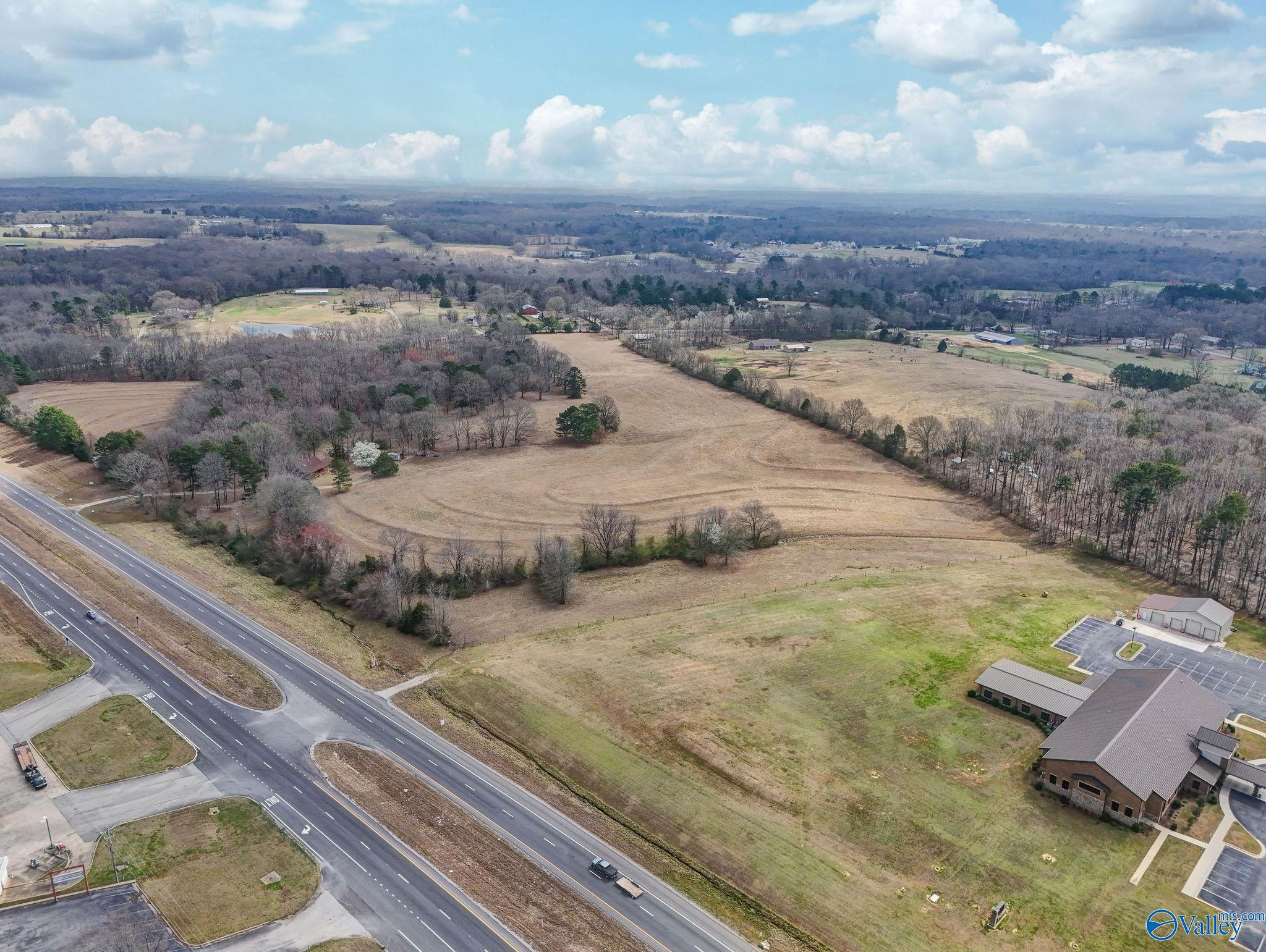 8 +/- Acres Gordon Terry Parkway