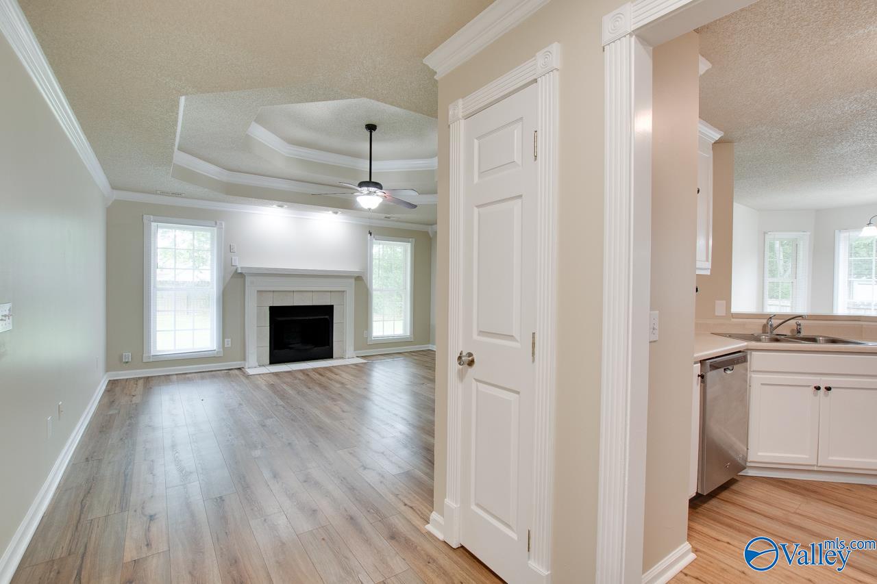 202 Finton Court, Huntsville, Alabama image 3