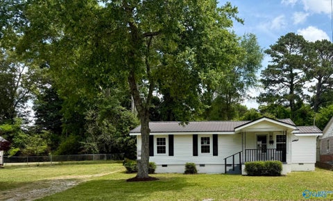 Homes For Sale - 500 Padenreich Avenue<br/> Gadsden, AL 35903