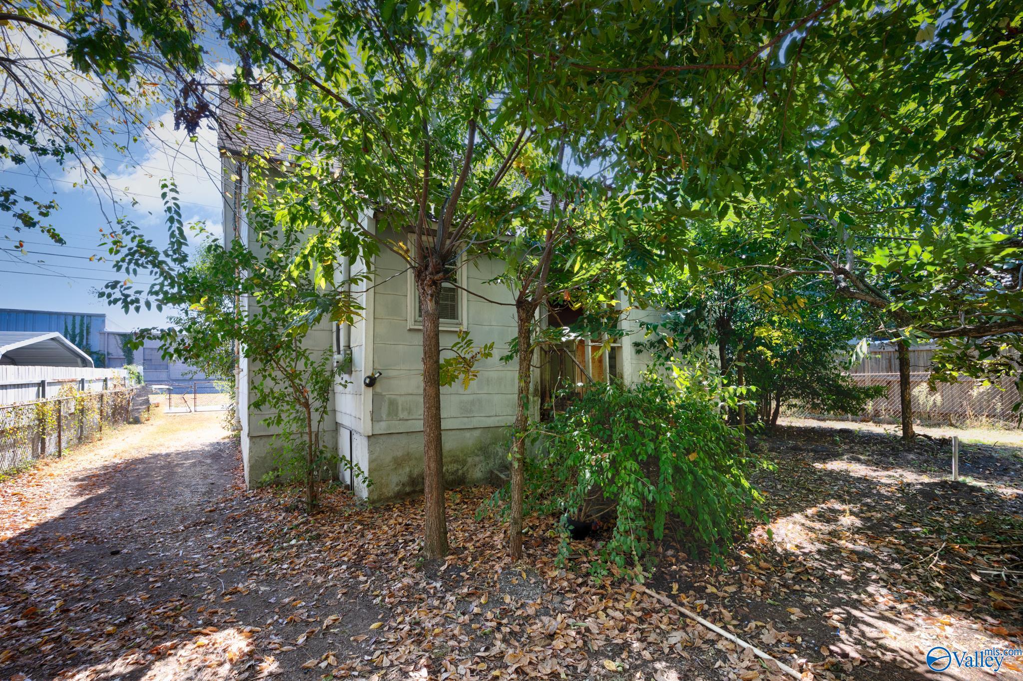 2808 10th Avenue SW