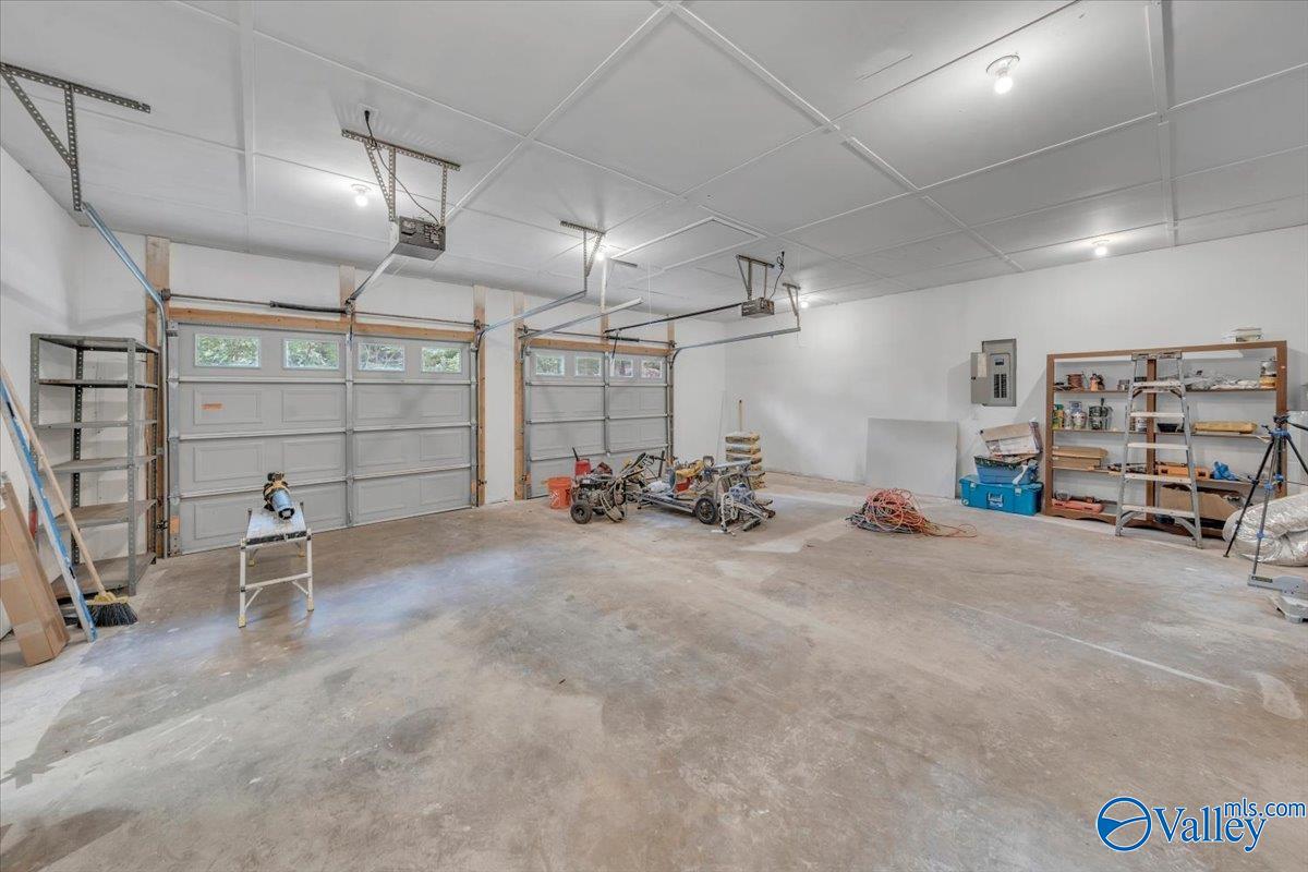 3604 Lindsey Lane, Guntersville, Alabama image 31