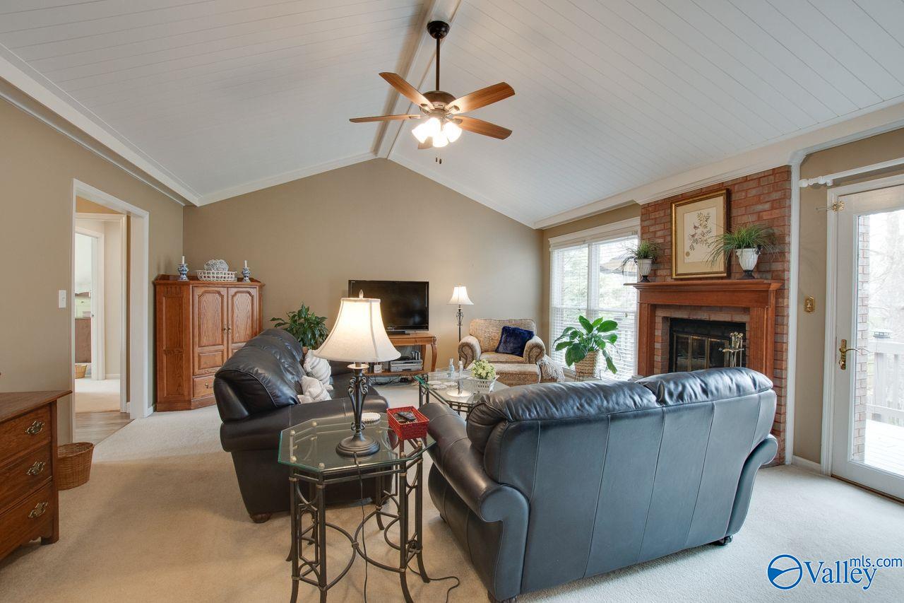 237 Pin Oak Drive, Madison, Alabama image 18
