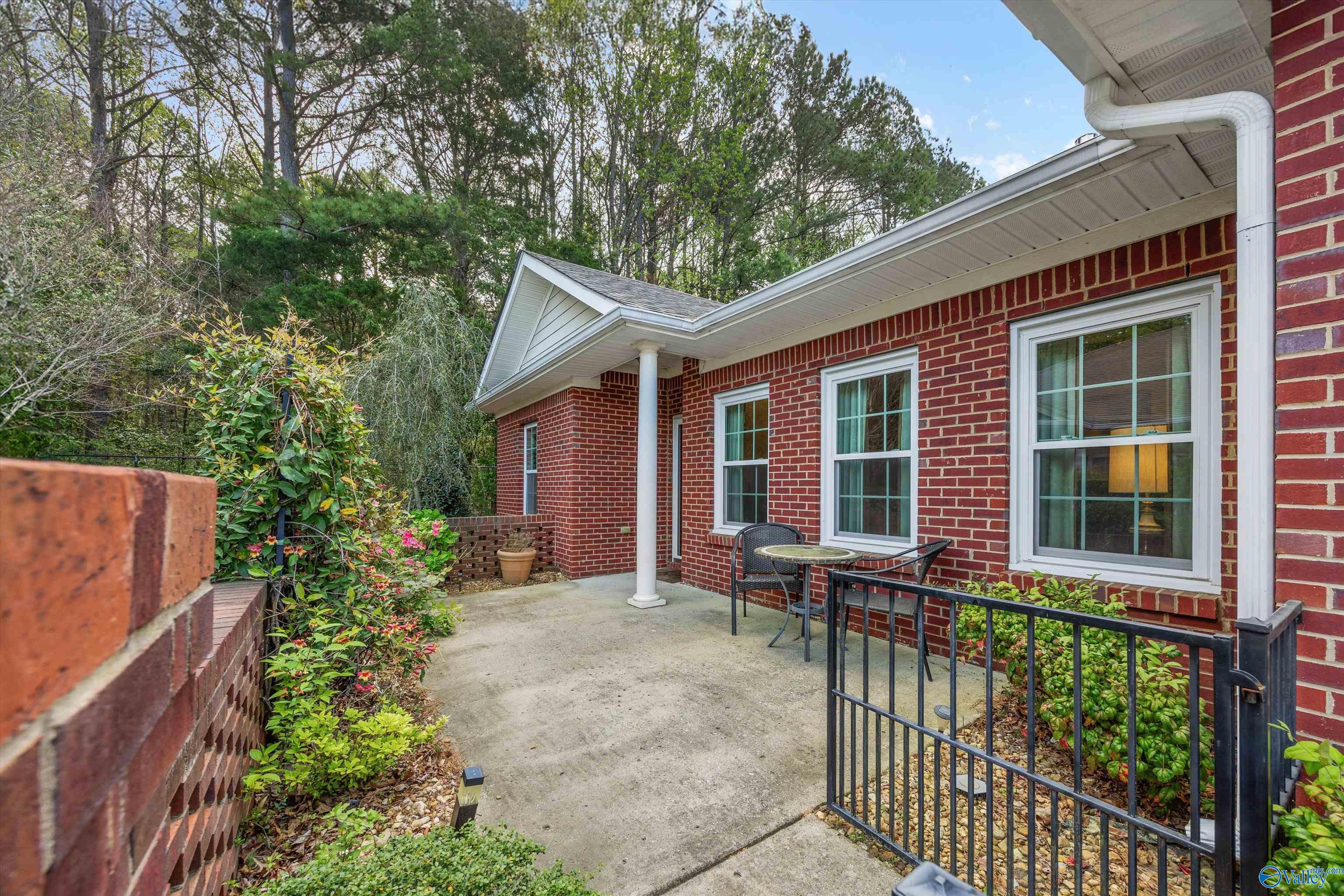96 Valley Way Circle #N/A, Huntsville, Alabama image 2