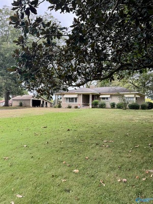 7441 COUNTY ROAD 23, MOUNT HOPE, AL 35651 - Image ee48317d278fa8a6bff8681880f7744a/384964936