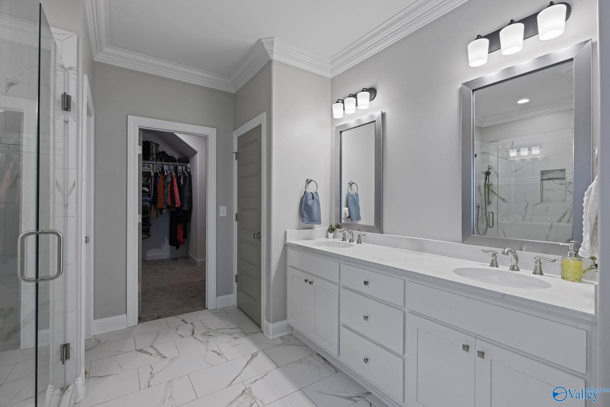 Owens Cross Roads, Alabama 35763, United States, 4 Bedrooms Bedrooms, ,3 BathroomsBathrooms,Residential,Active,207659