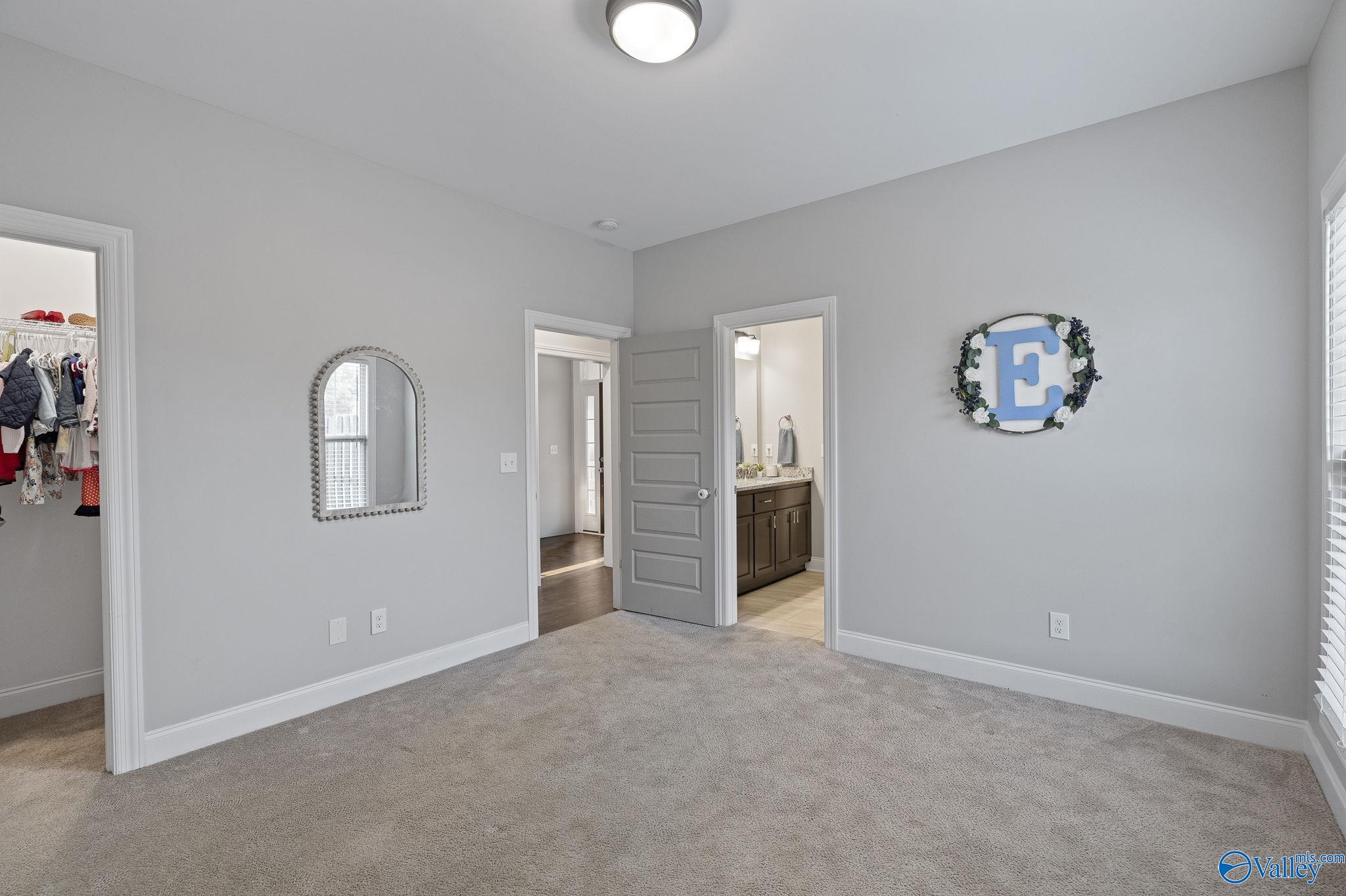 Owens Cross Roads, Alabama 35763, United States, 4 Bedrooms Bedrooms, ,3 BathroomsBathrooms,Residential,Active,207659