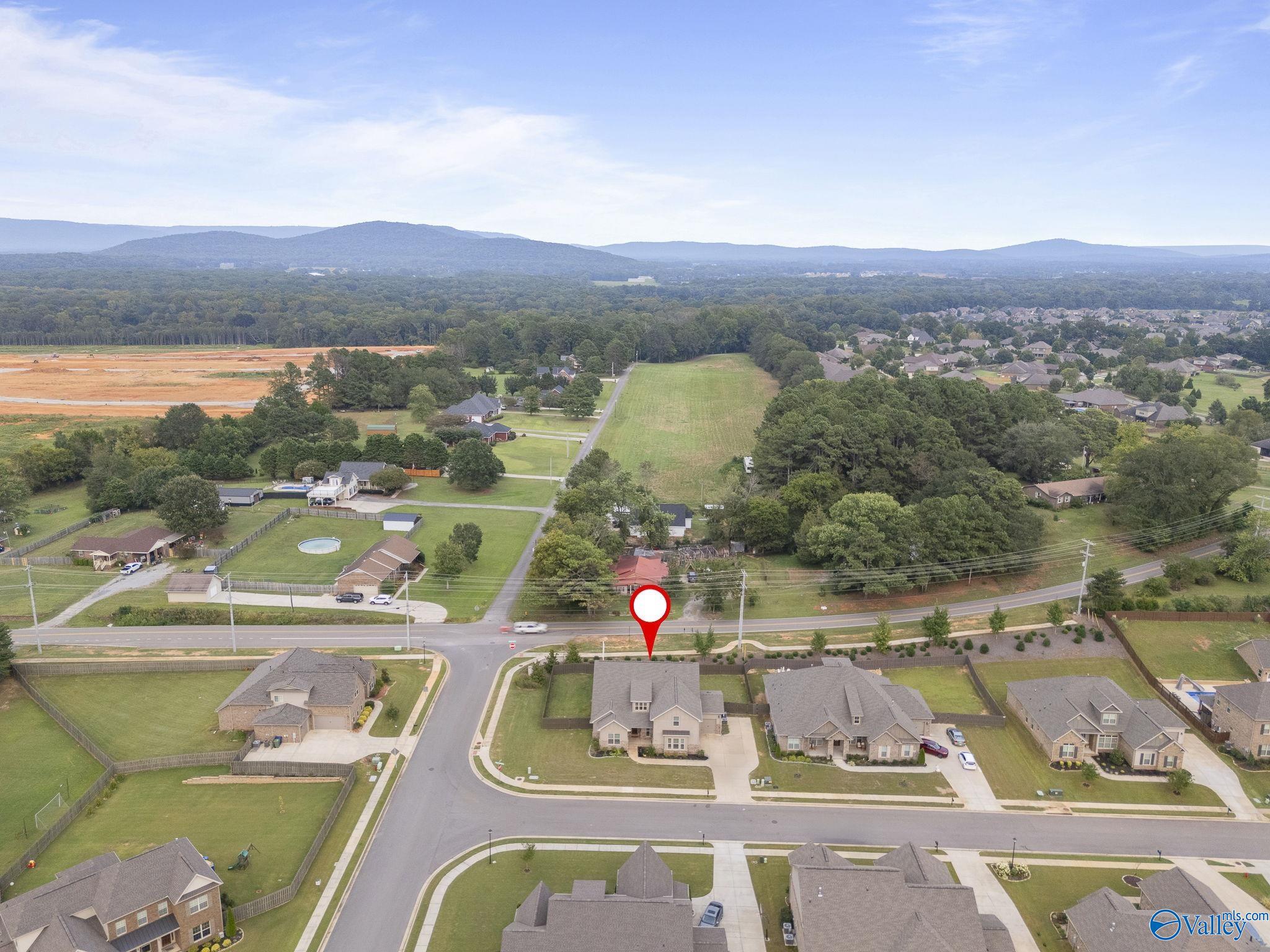 Owens Cross Roads, Alabama 35763, United States, 4 Bedrooms Bedrooms, ,3 BathroomsBathrooms,Residential,Active,207659