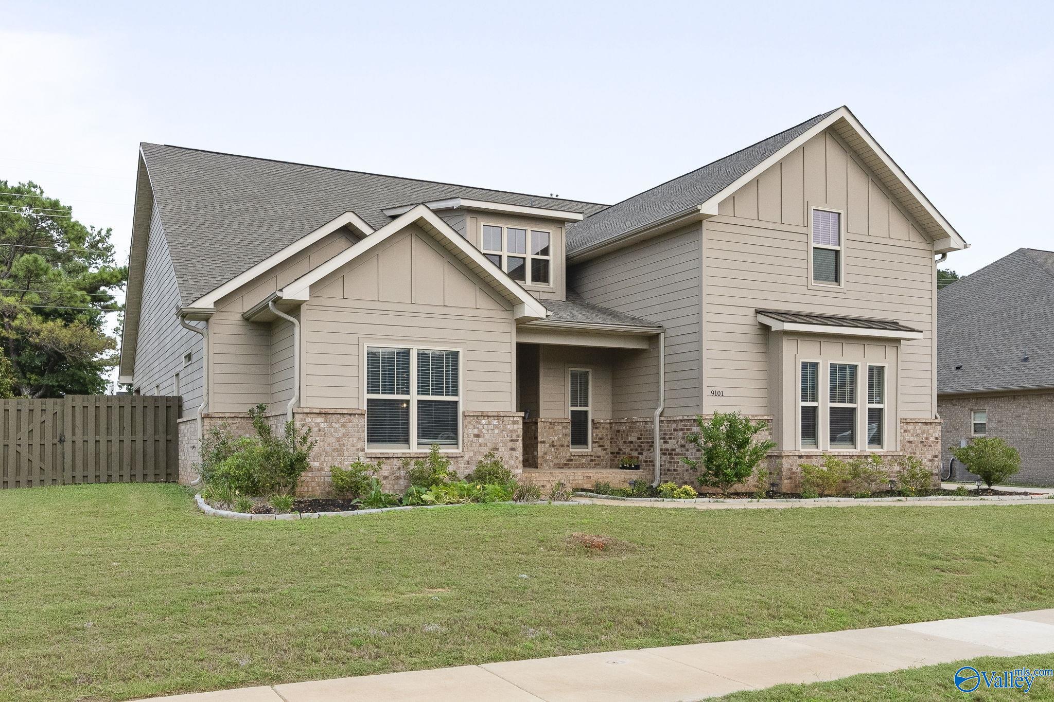 Owens Cross Roads, Alabama 35763, United States, 4 Bedrooms Bedrooms, ,3 BathroomsBathrooms,Residential,Active,207659