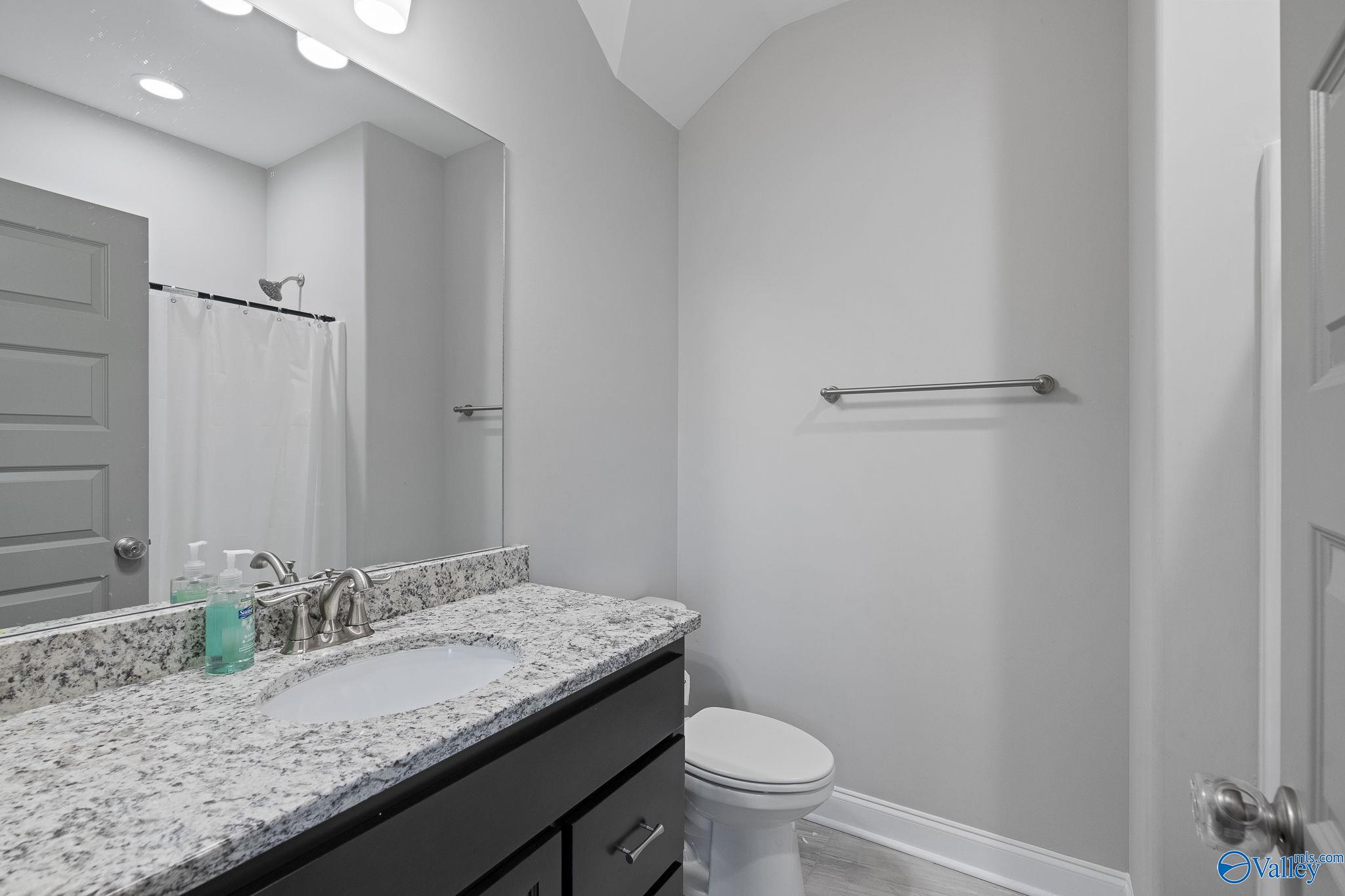 Owens Cross Roads, Alabama 35763, United States, 4 Bedrooms Bedrooms, ,3 BathroomsBathrooms,Residential,Active,207659