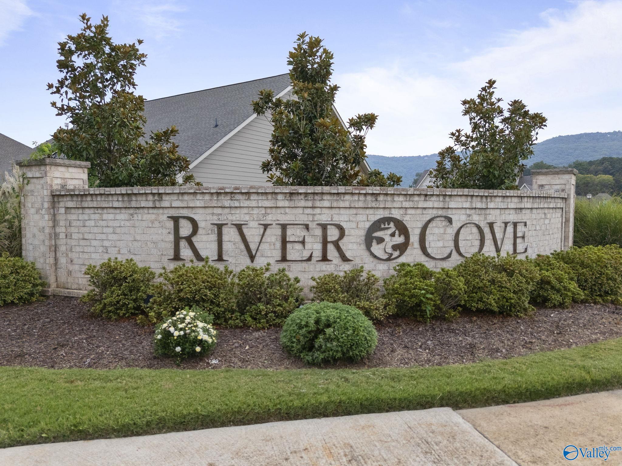 Owens Cross Roads, Alabama 35763, United States, 4 Bedrooms Bedrooms, ,3 BathroomsBathrooms,Residential,Active,207659