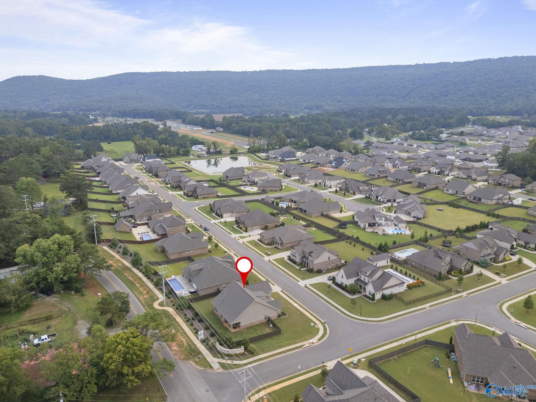 Owens Cross Roads, Alabama 35763, United States, 4 Bedrooms Bedrooms, ,3 BathroomsBathrooms,Residential,Active,207659