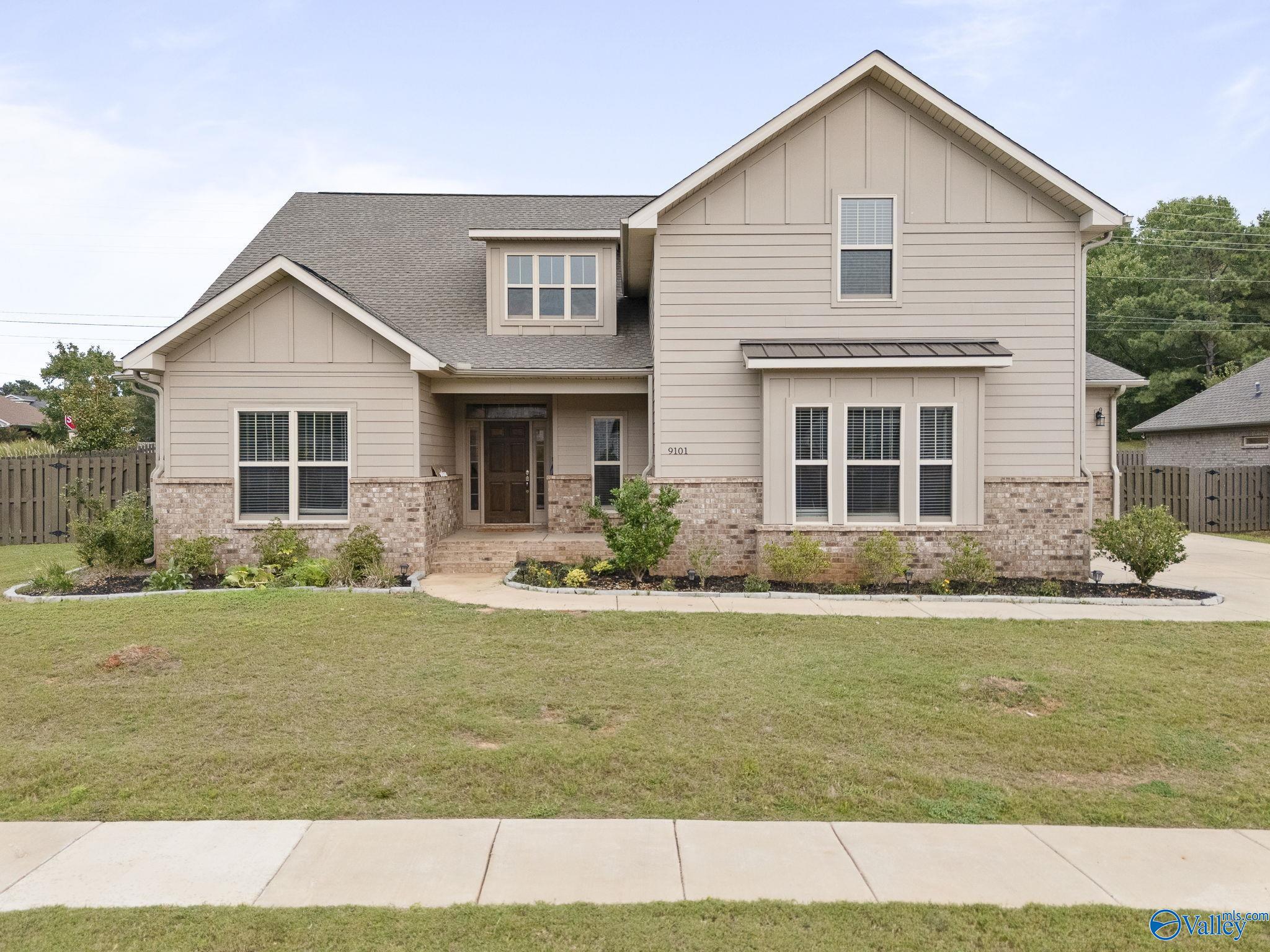 Owens Cross Roads, Alabama 35763, United States, 4 Bedrooms Bedrooms, ,3 BathroomsBathrooms,Residential,Active,207659
