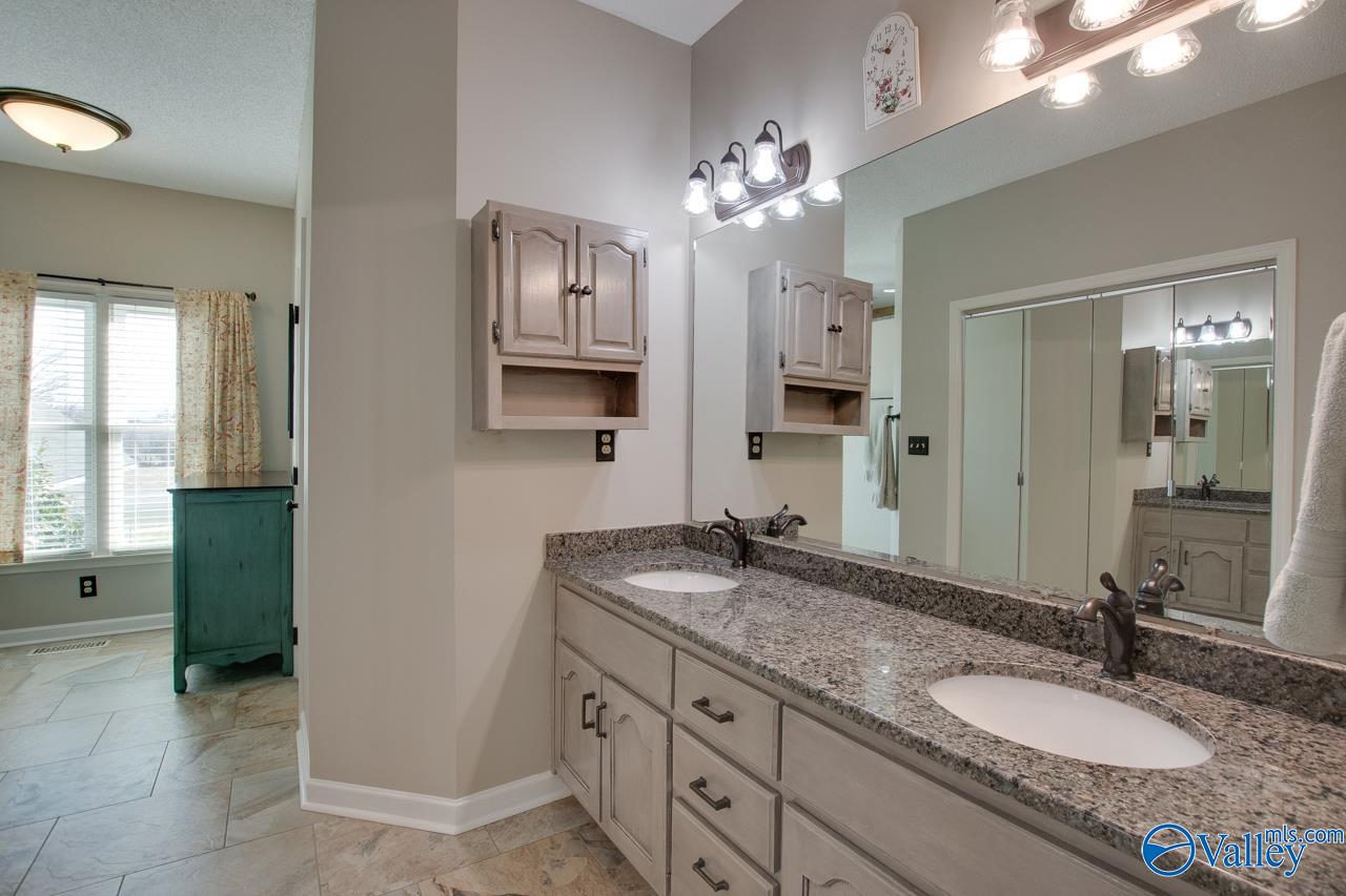 1332 Salty Bottom Road, Gurley, Alabama image 17