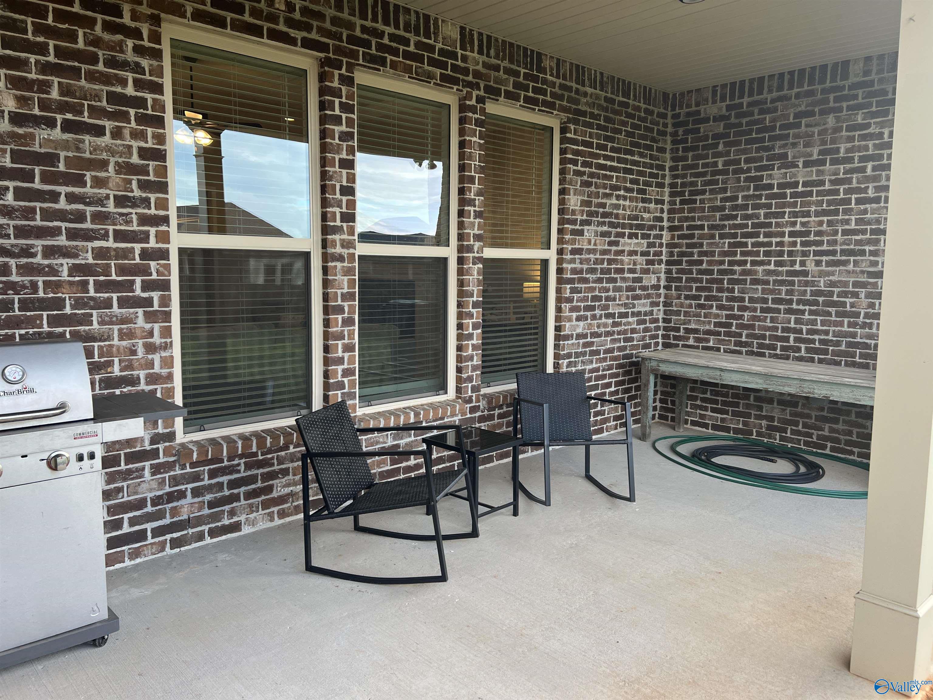 139 Midpark Drive, Meridianville, Alabama image 2