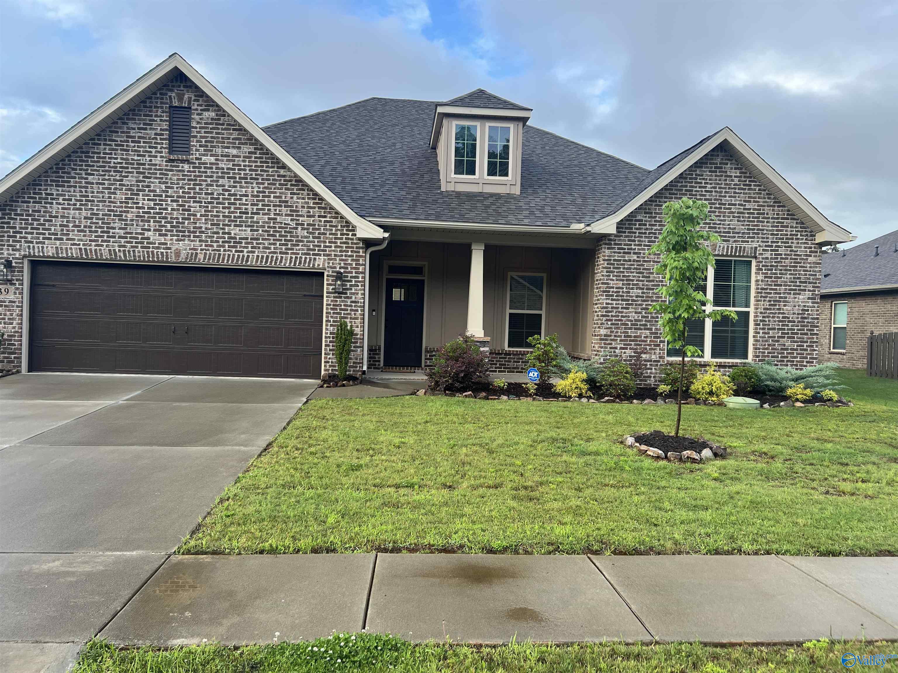 139 Midpark Drive, Meridianville, Alabama image 1