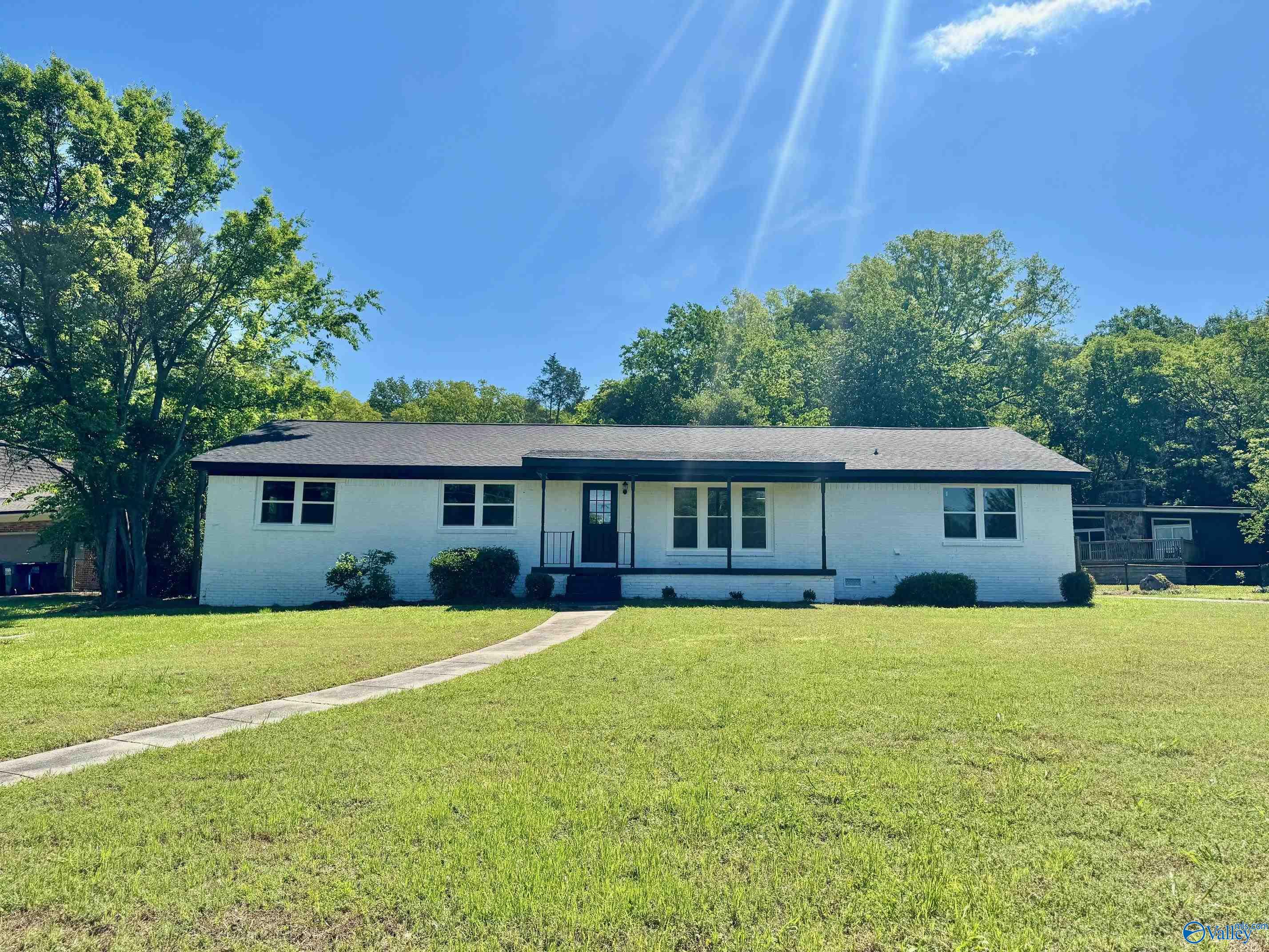 623 Valley View Terrace, Huntsville, Alabama image 1