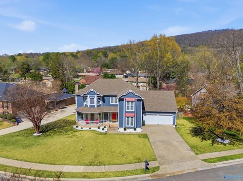 Photo of 7804 Valley Bend Drive SE, Huntsville, AL 35802 (MLS # 21912602)