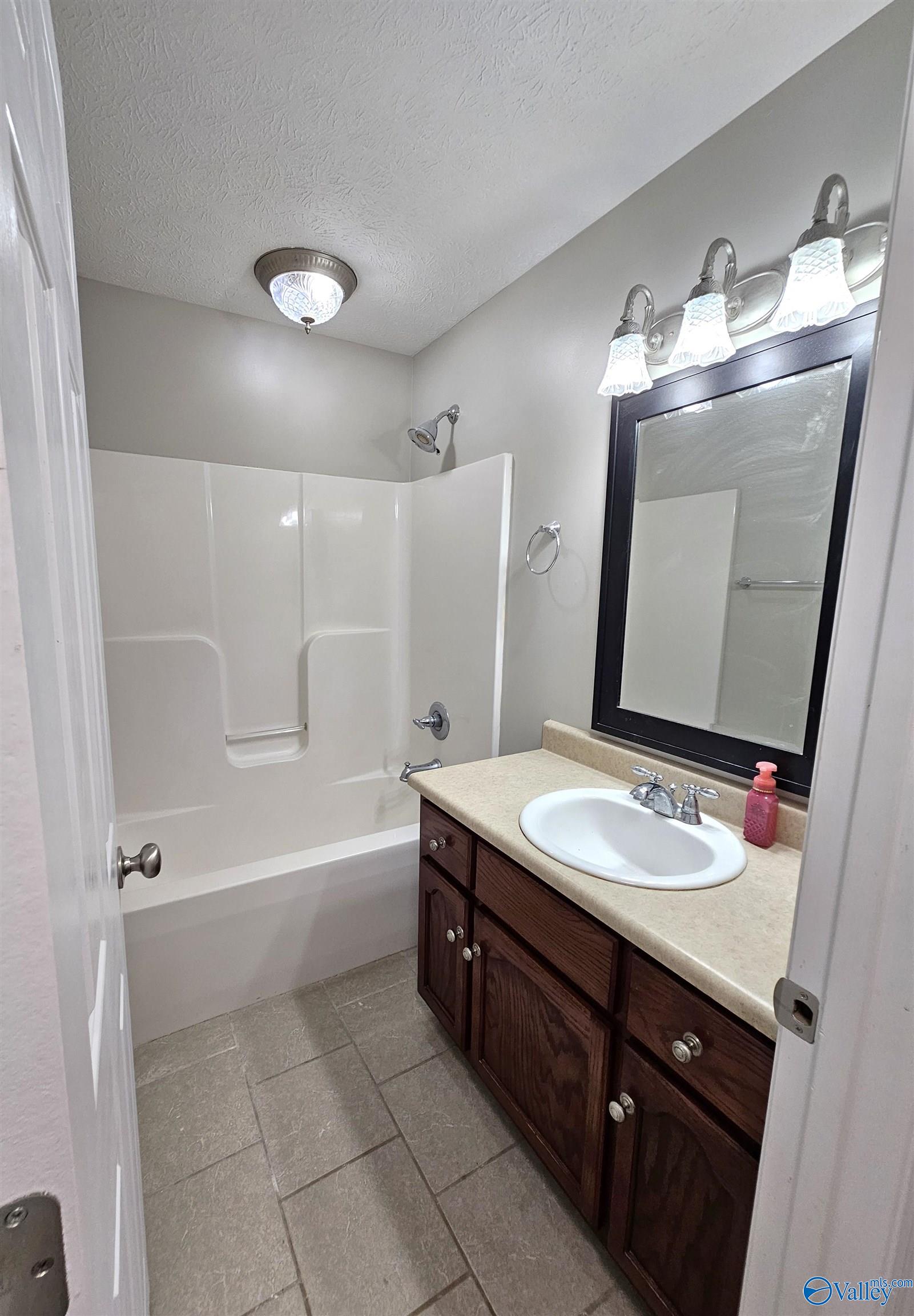 17149 Stone Valley Drive, Athens, Alabama image 12