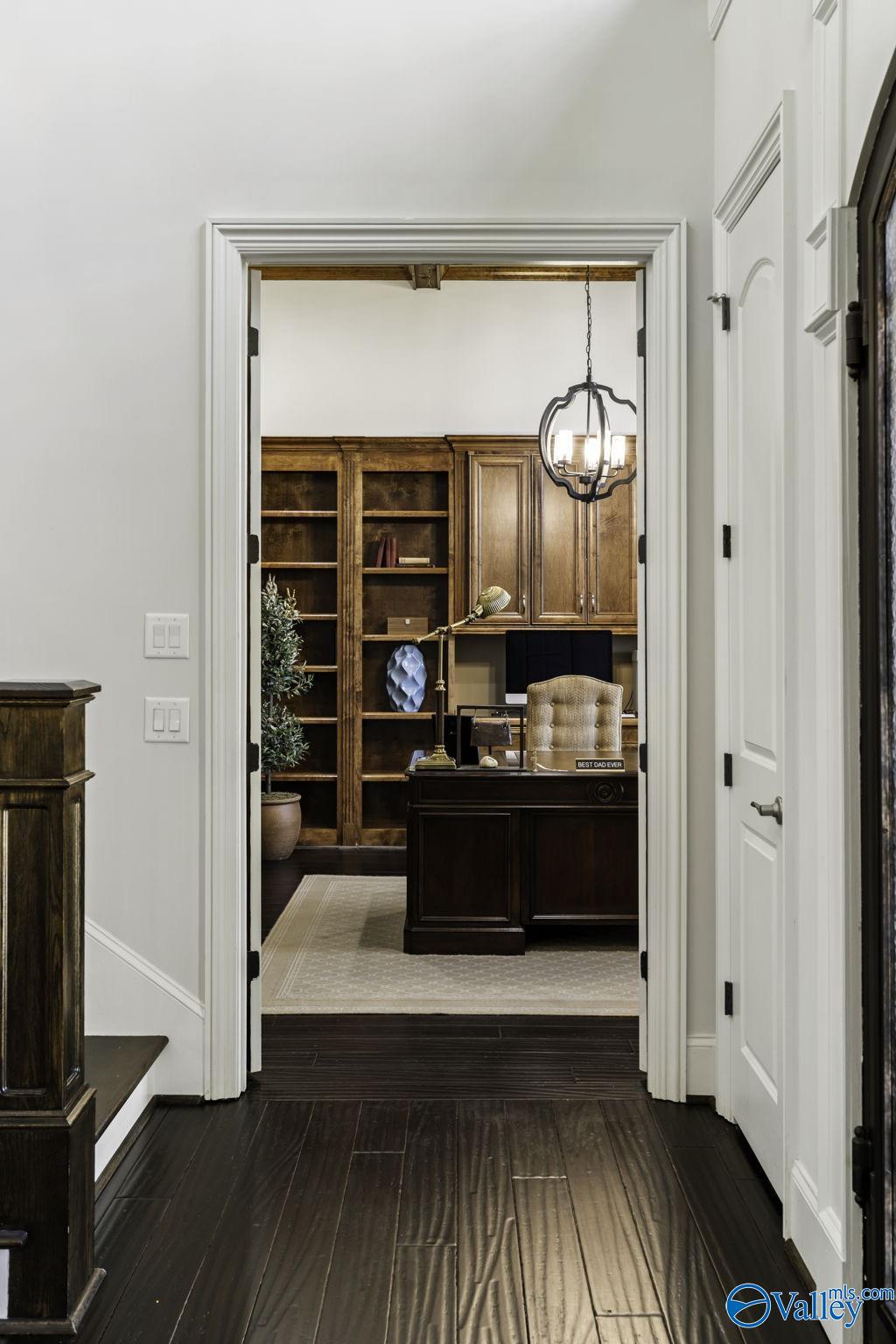 2480 Glasscott Point, Hoover, Alabama image 29