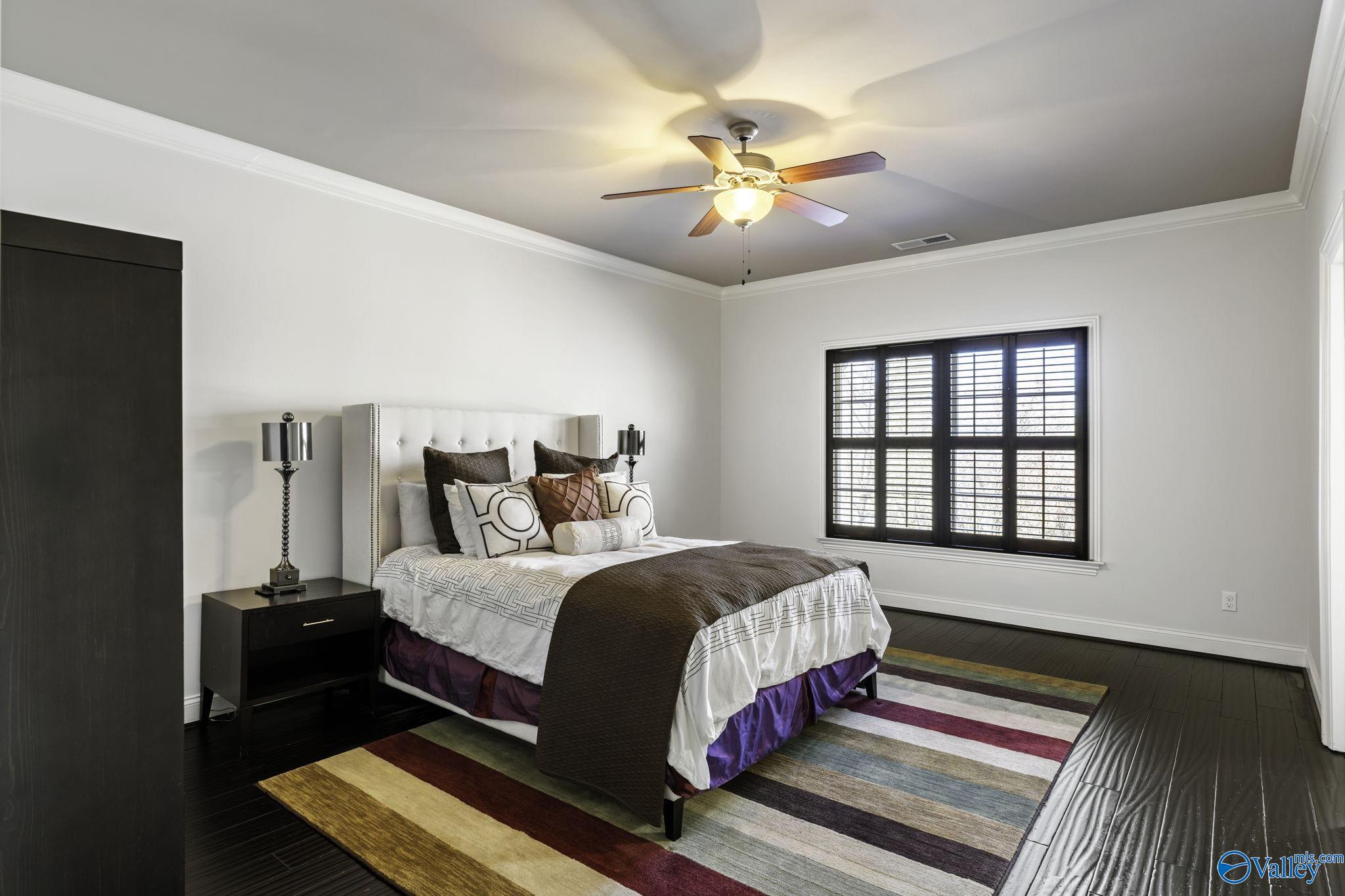 2480 Glasscott Point, Hoover, Alabama image 32