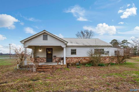 Photo of 6652 County Road 26, Boaz, AL 35957 (MLS # 21908288)