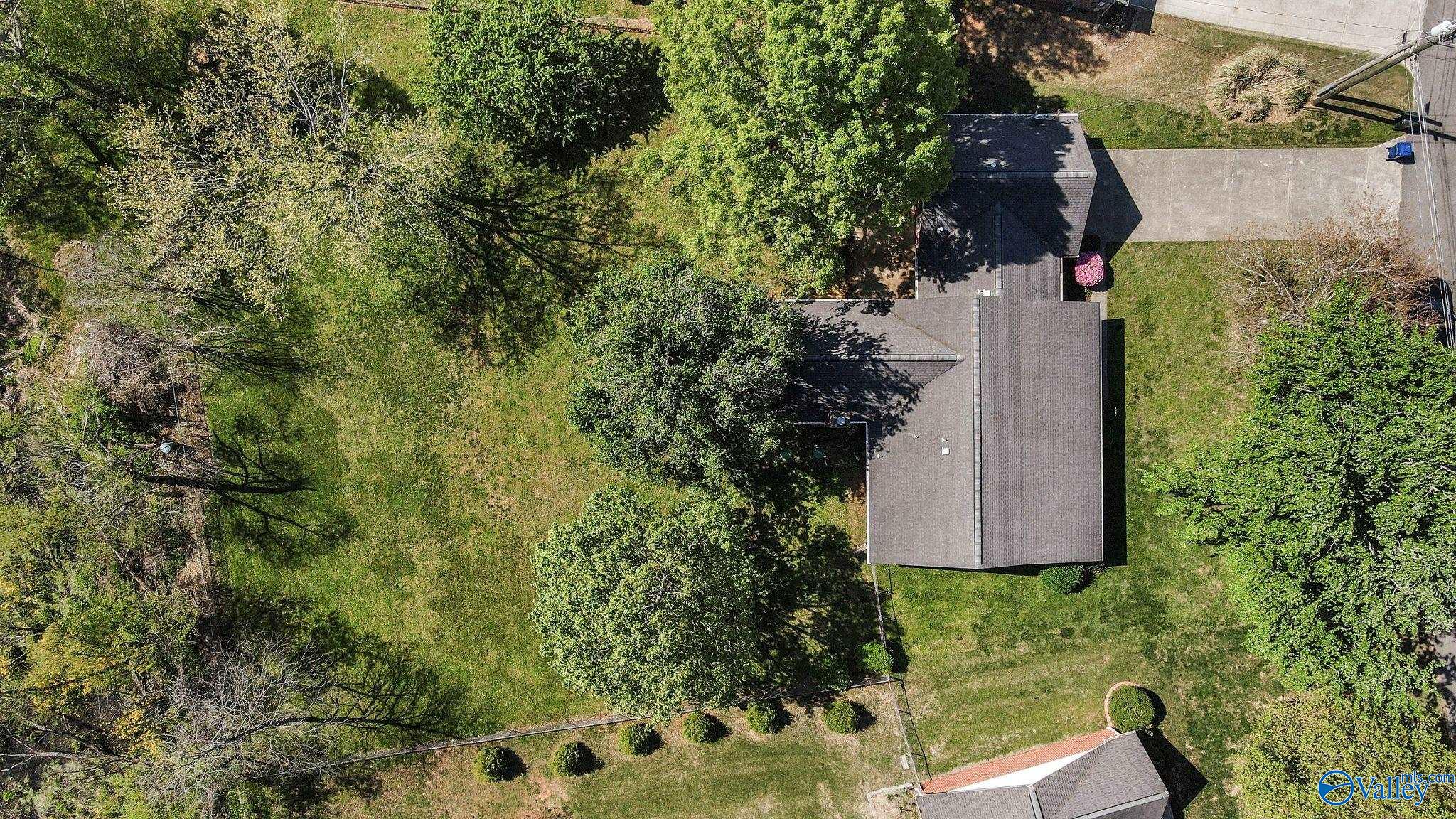 131 Springview Lane, Huntsville, Alabama image 4