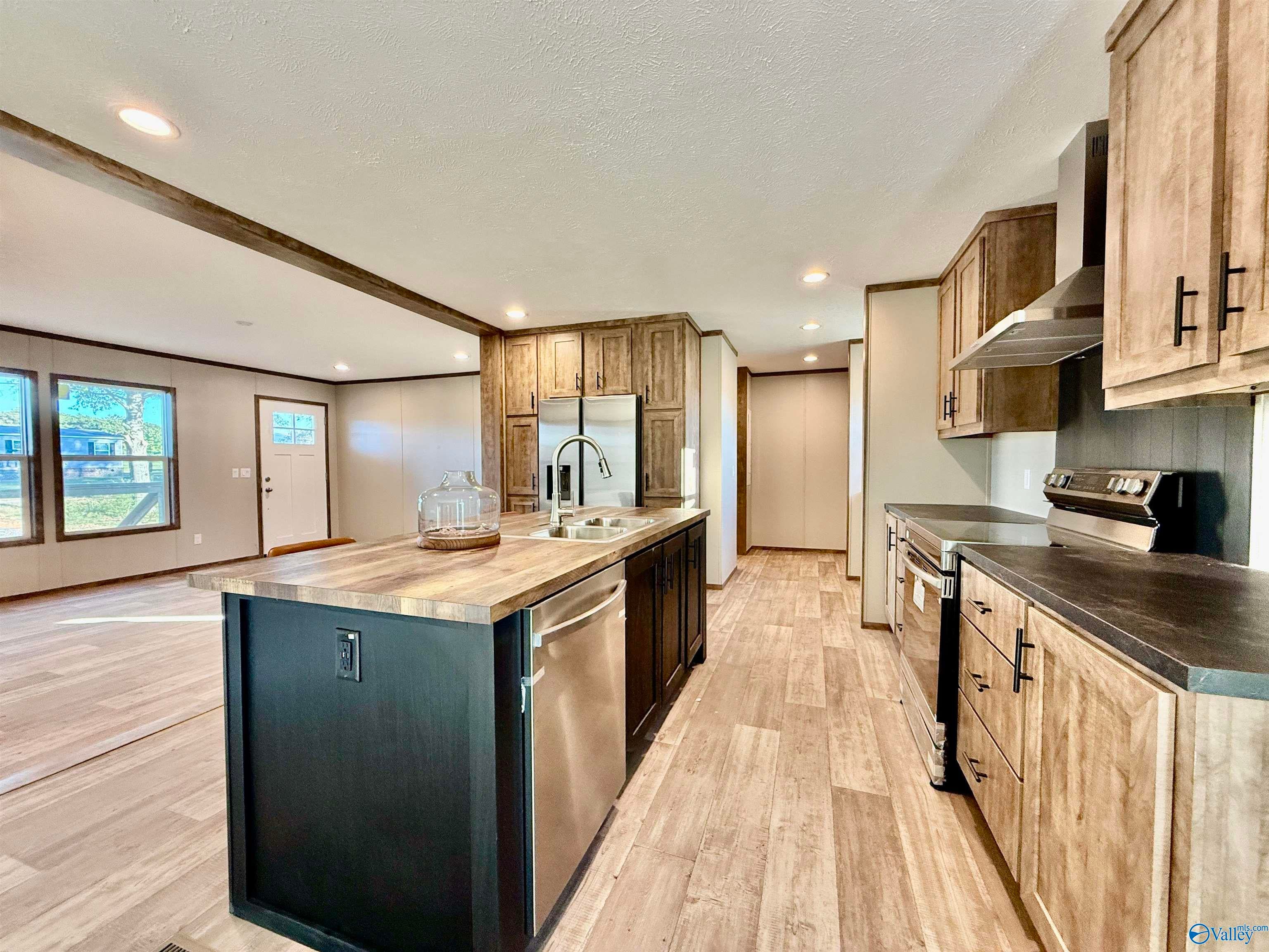 824 County Road 25