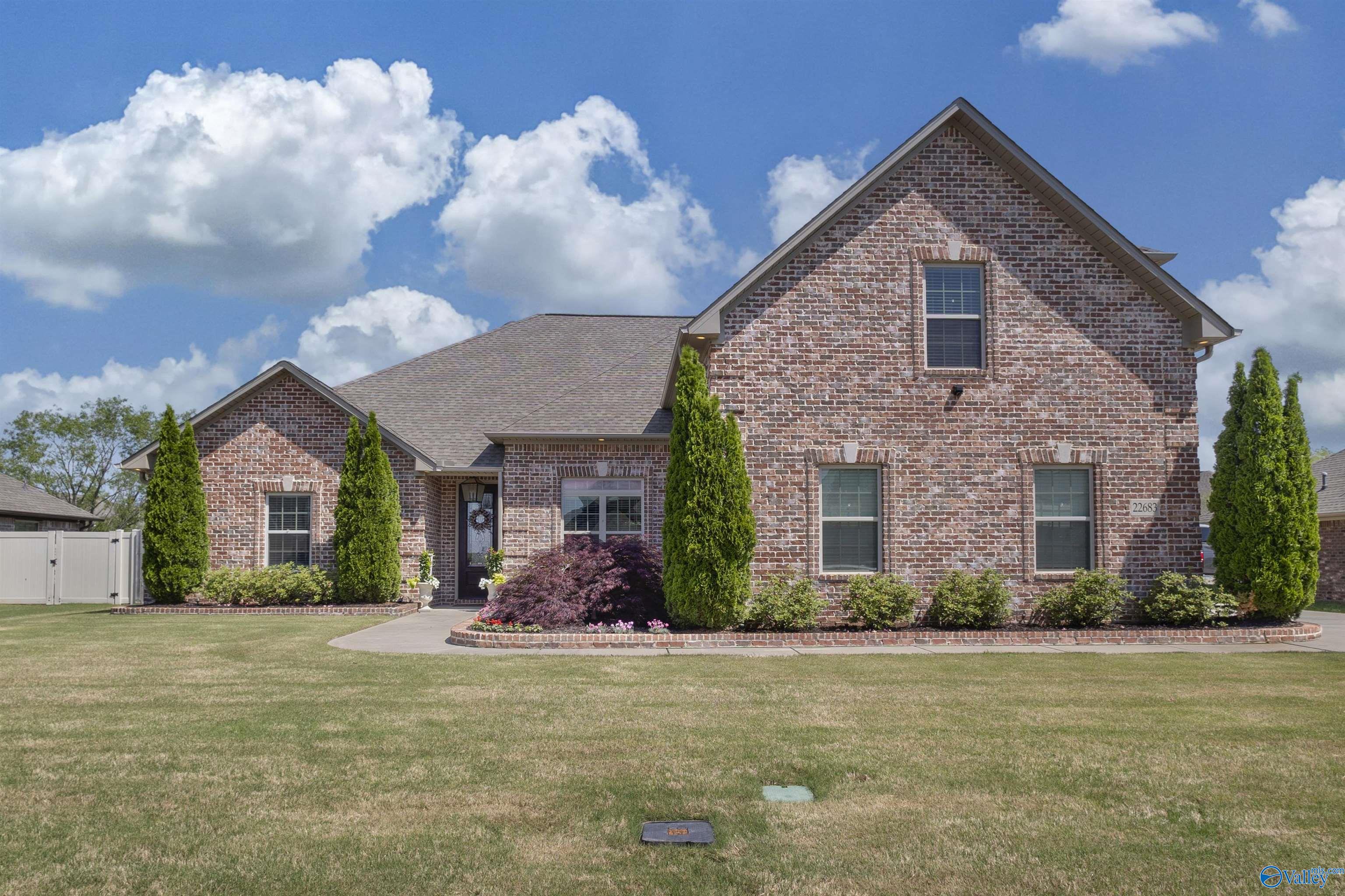 22683 Pin Oak Drive, Athens, Alabama image 1