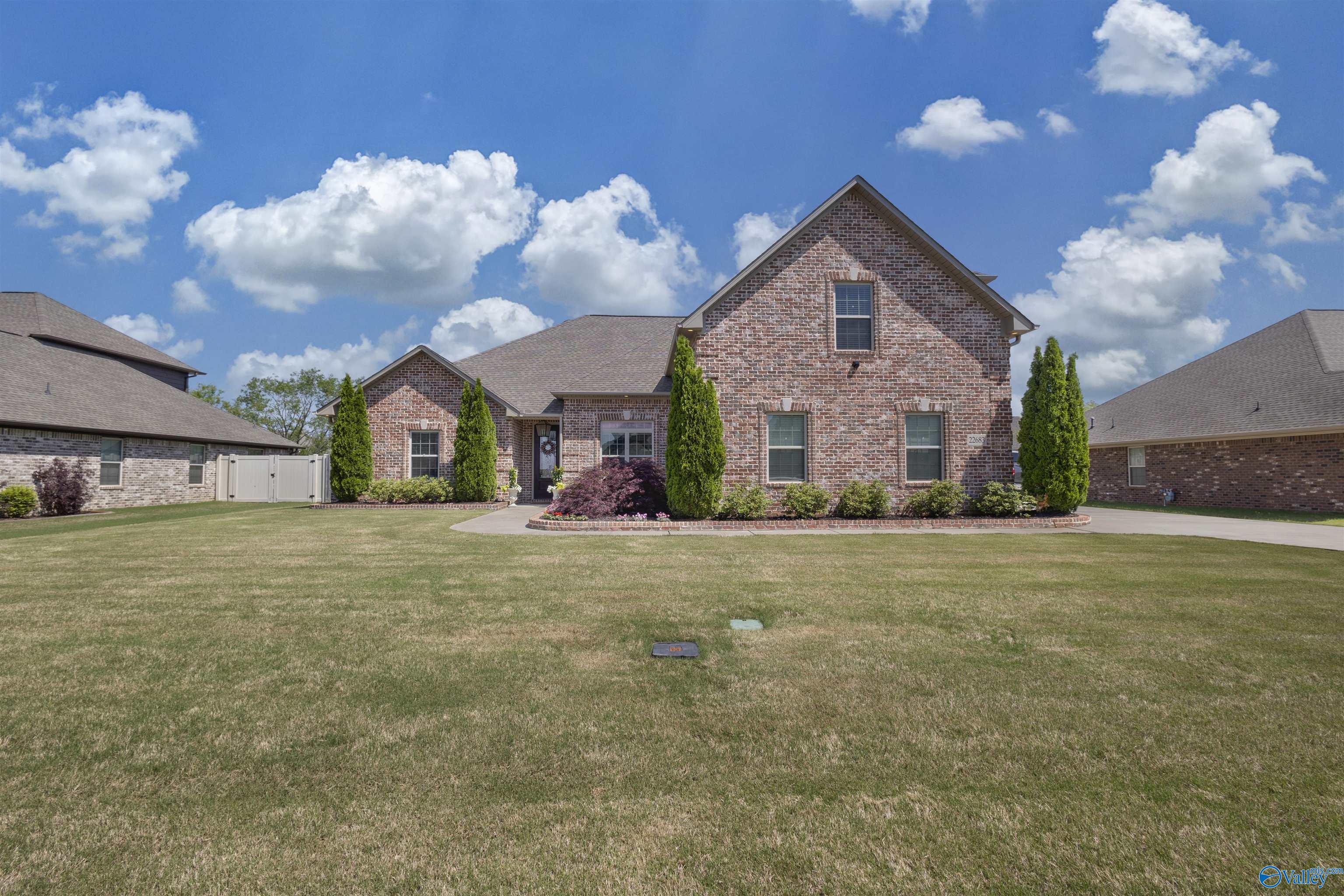 22683 Pin Oak Drive, Athens, Alabama image 2