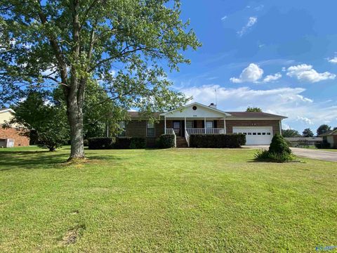 Homes For Rent - 114 Jane Drive<br/> Hazel Green, AL 35750