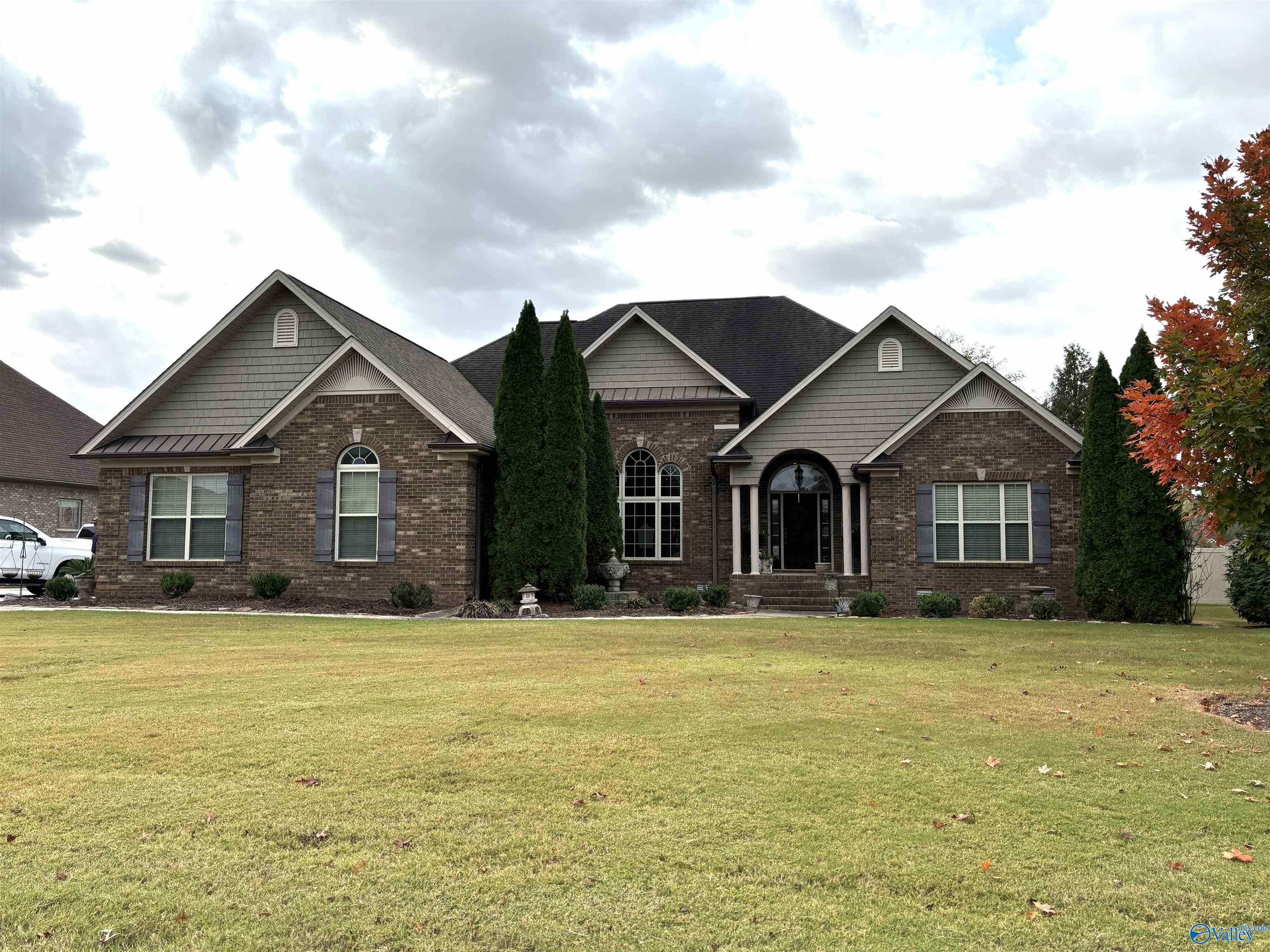 12560 Elmhurst Drive, Athens, Alabama image 1