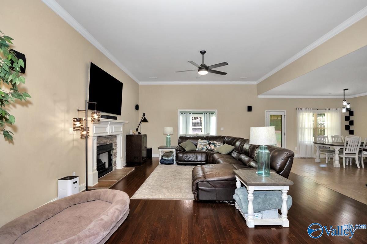 205 Maplebrook Drive, Madison, Alabama image 14