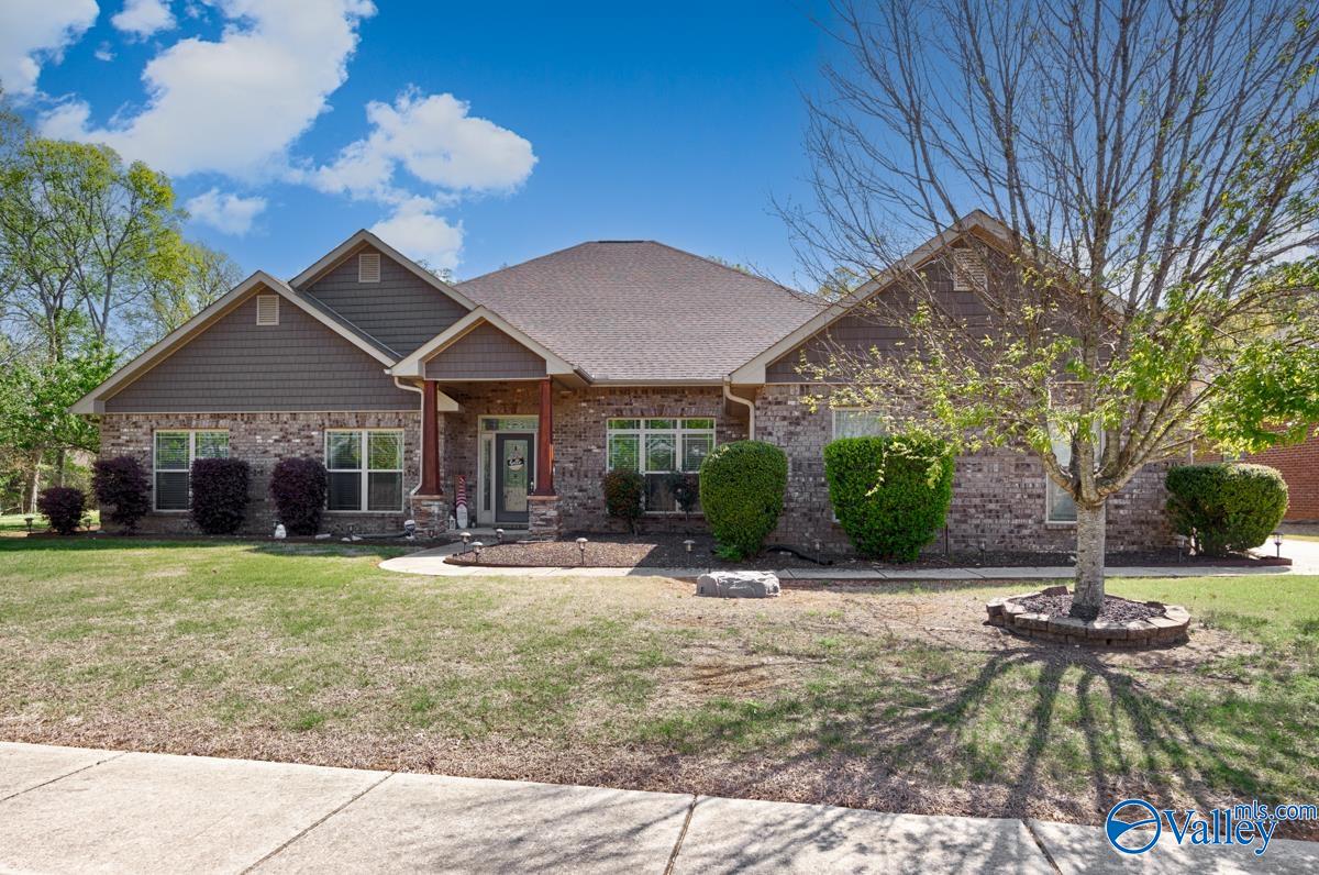 205 Maplebrook Drive, Madison, Alabama image 1