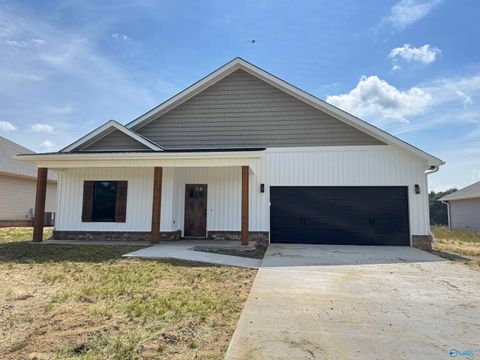 Homes For Sale - 237 Deer Trail<br/> Union Grove, AL 35175