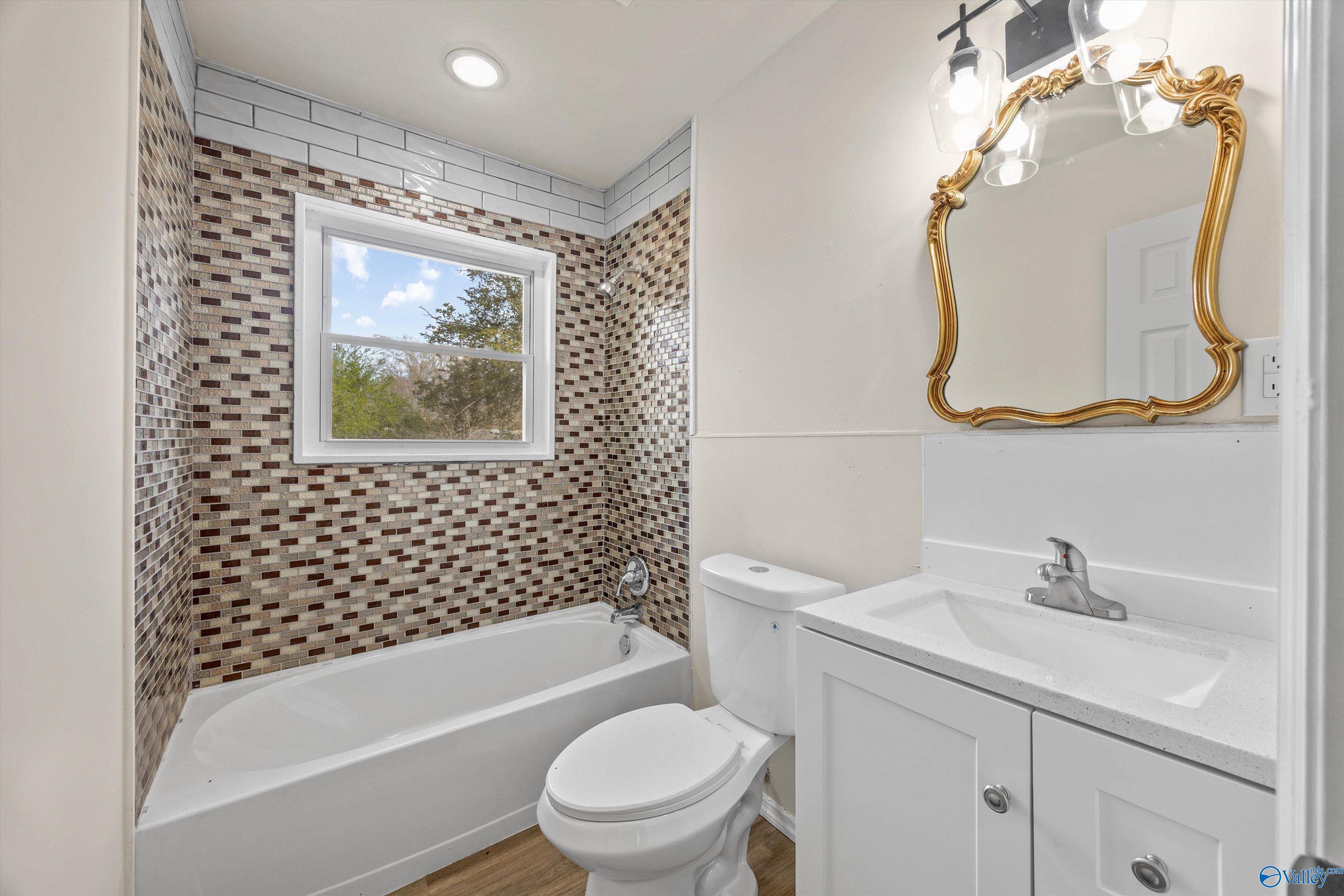 2118 Medaris Road, Huntsville, Alabama image 18