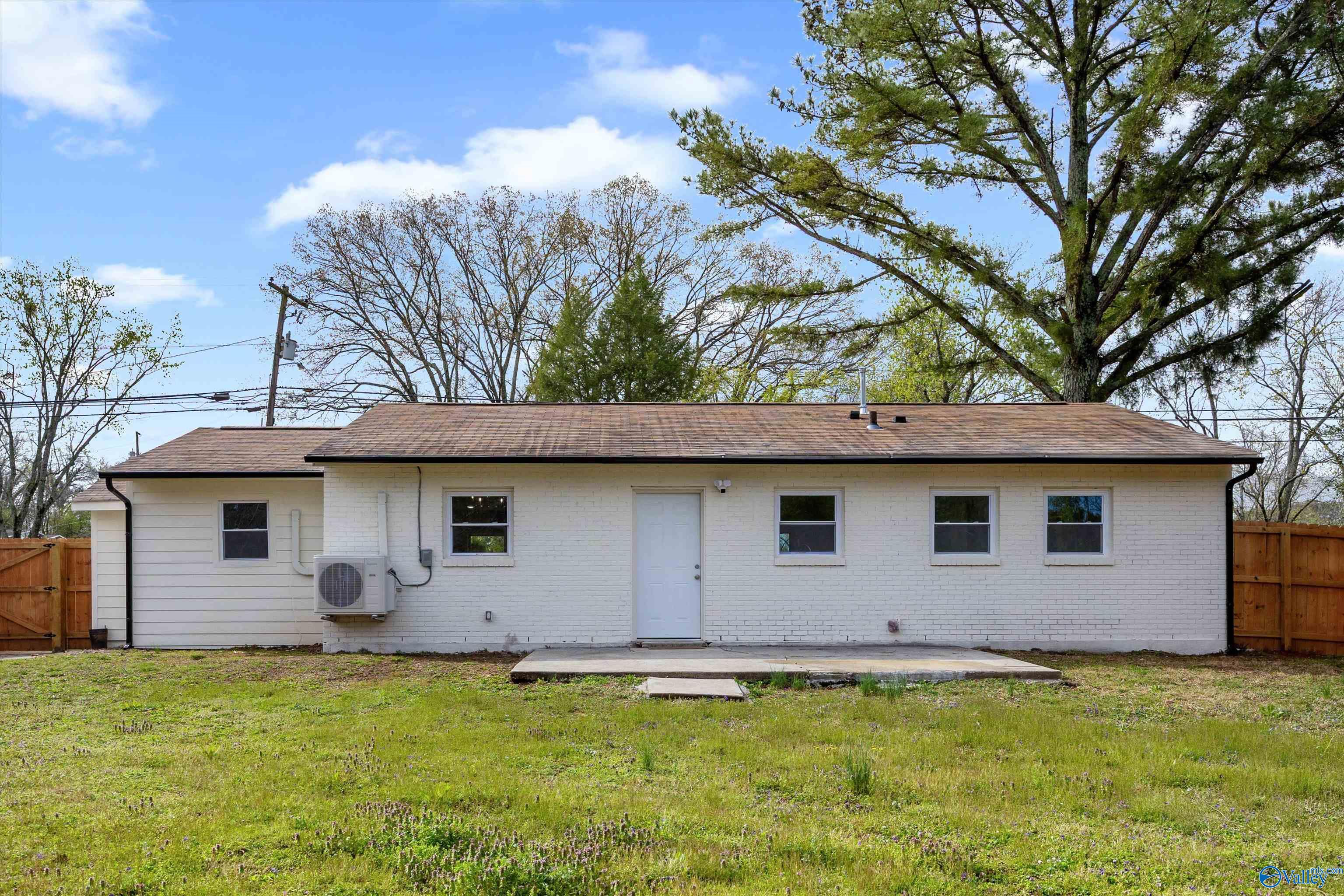 2118 Medaris Road, Huntsville, Alabama image 22