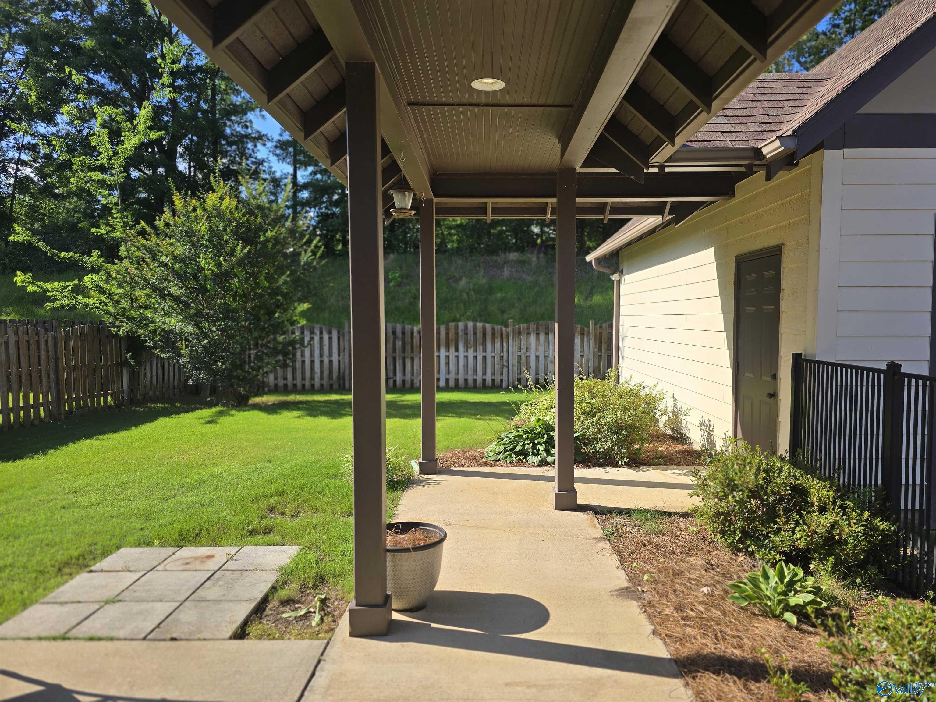 1704 Chace Drive, Hoover, Alabama image 22