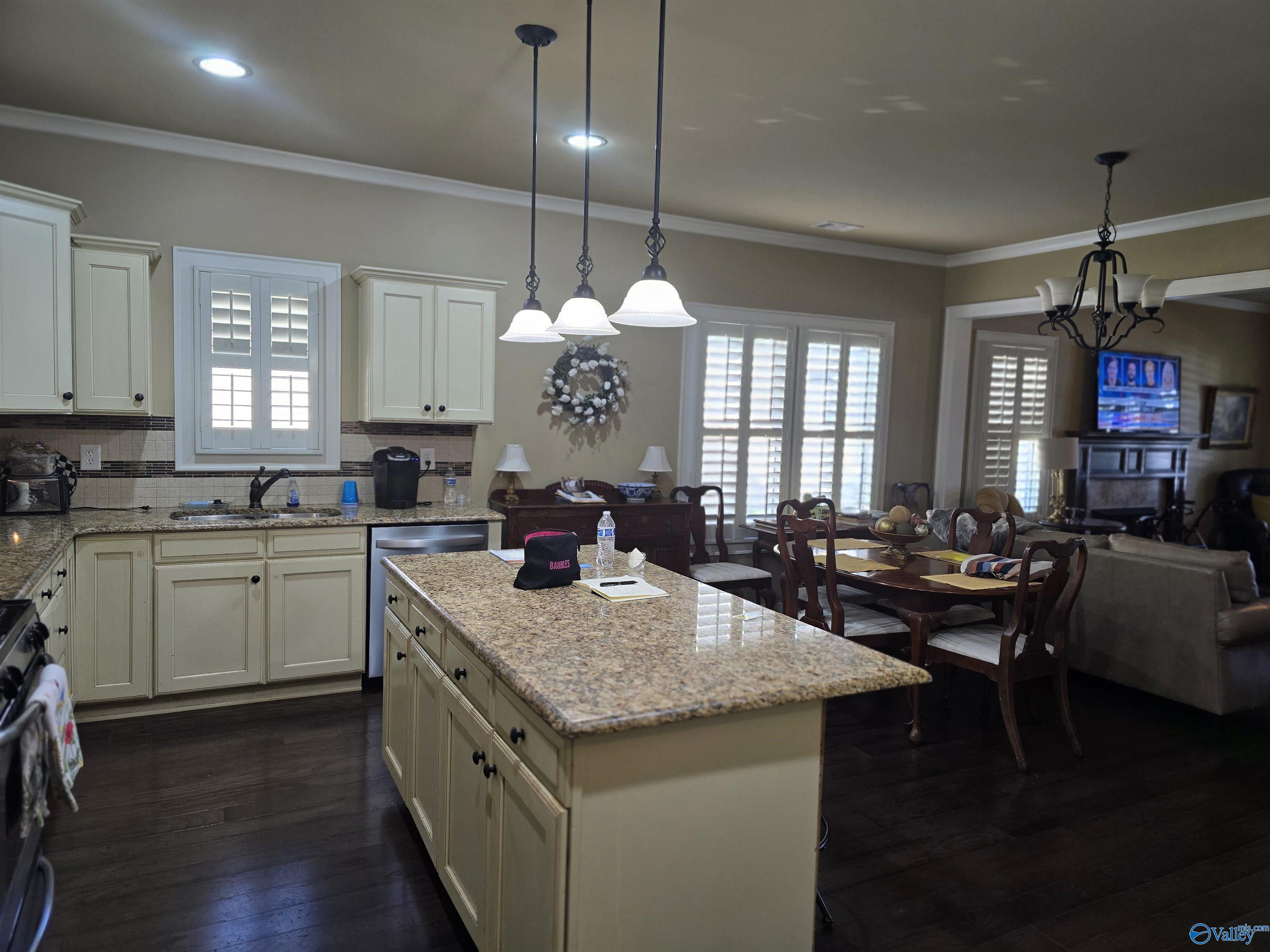 1704 Chace Drive, Hoover, Alabama image 10