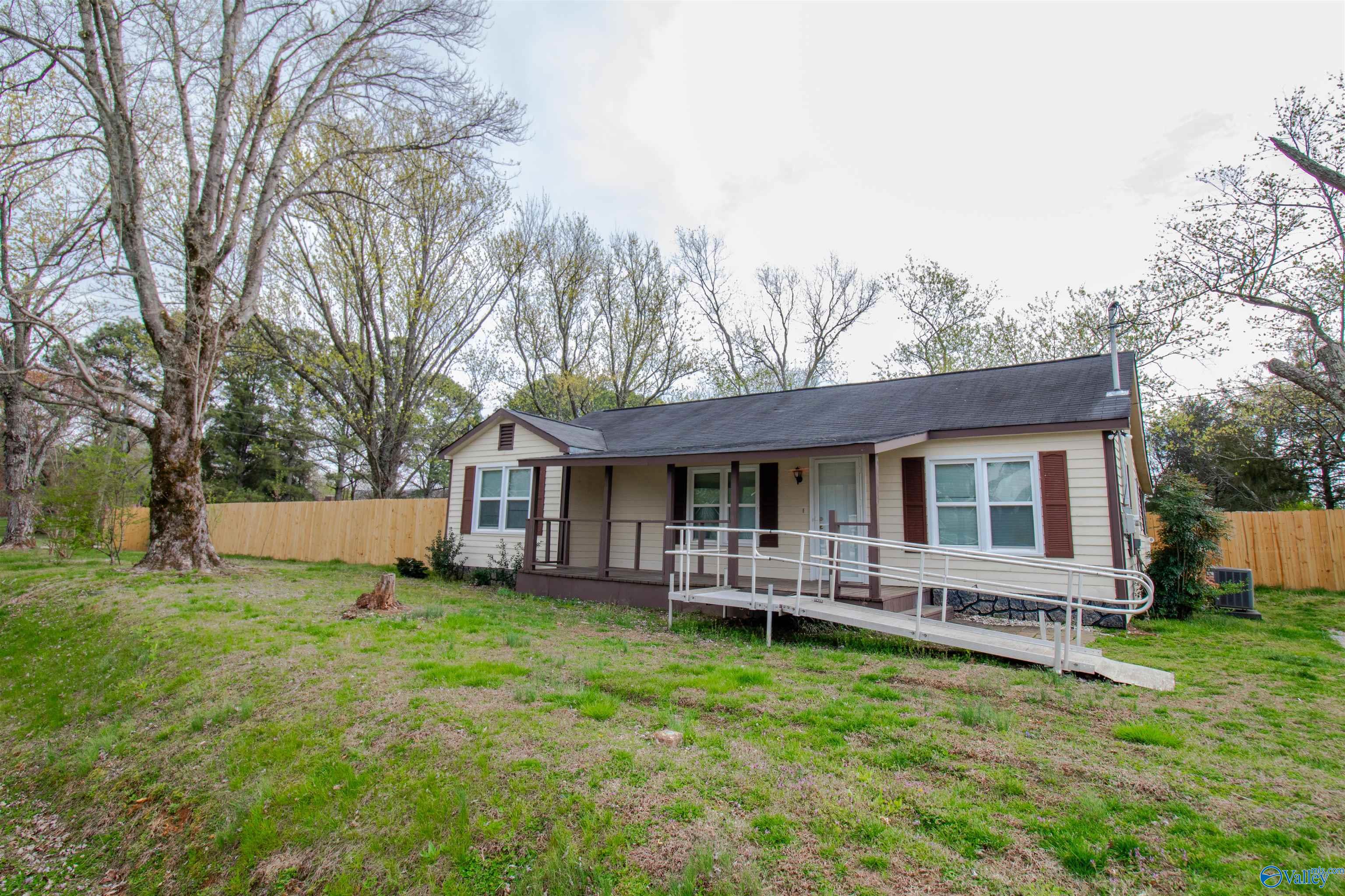 530 Hurricane Road, New Market, Alabama image 4