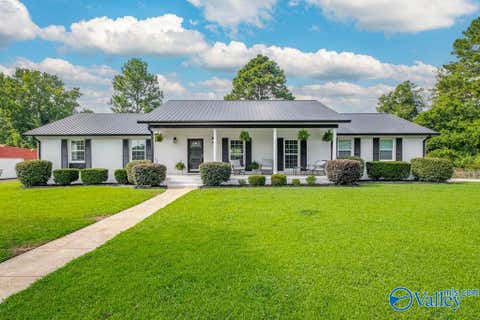 Homes For Sale - 106 Yorkshire Place<br/> Rainbow City, AL 35906