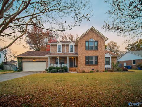 Photo of 782 SE Cornelia Drive SE, Huntsville, AL 35802 (MLS # 21919487)