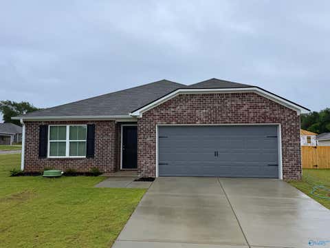 Homes For Rent - 205 Six Pence Court<br/> New Market, AL 35761
