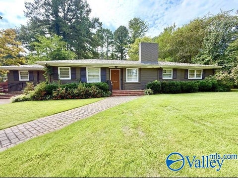 Homes For Sale - 1615 Woodland Street<br/> Decatur, AL 35601